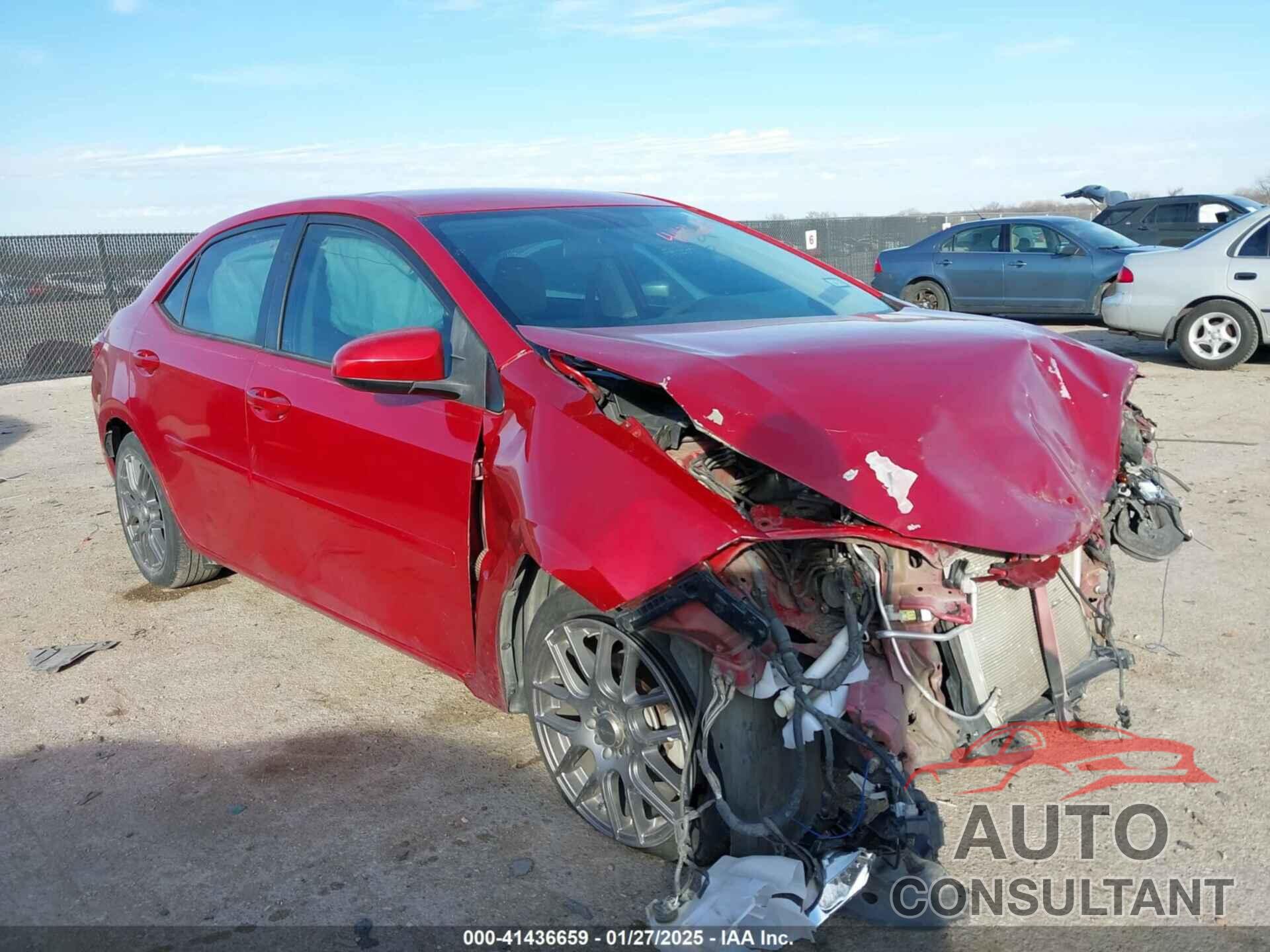 TOYOTA COROLLA 2015 - 5YFBURHE4FP354457