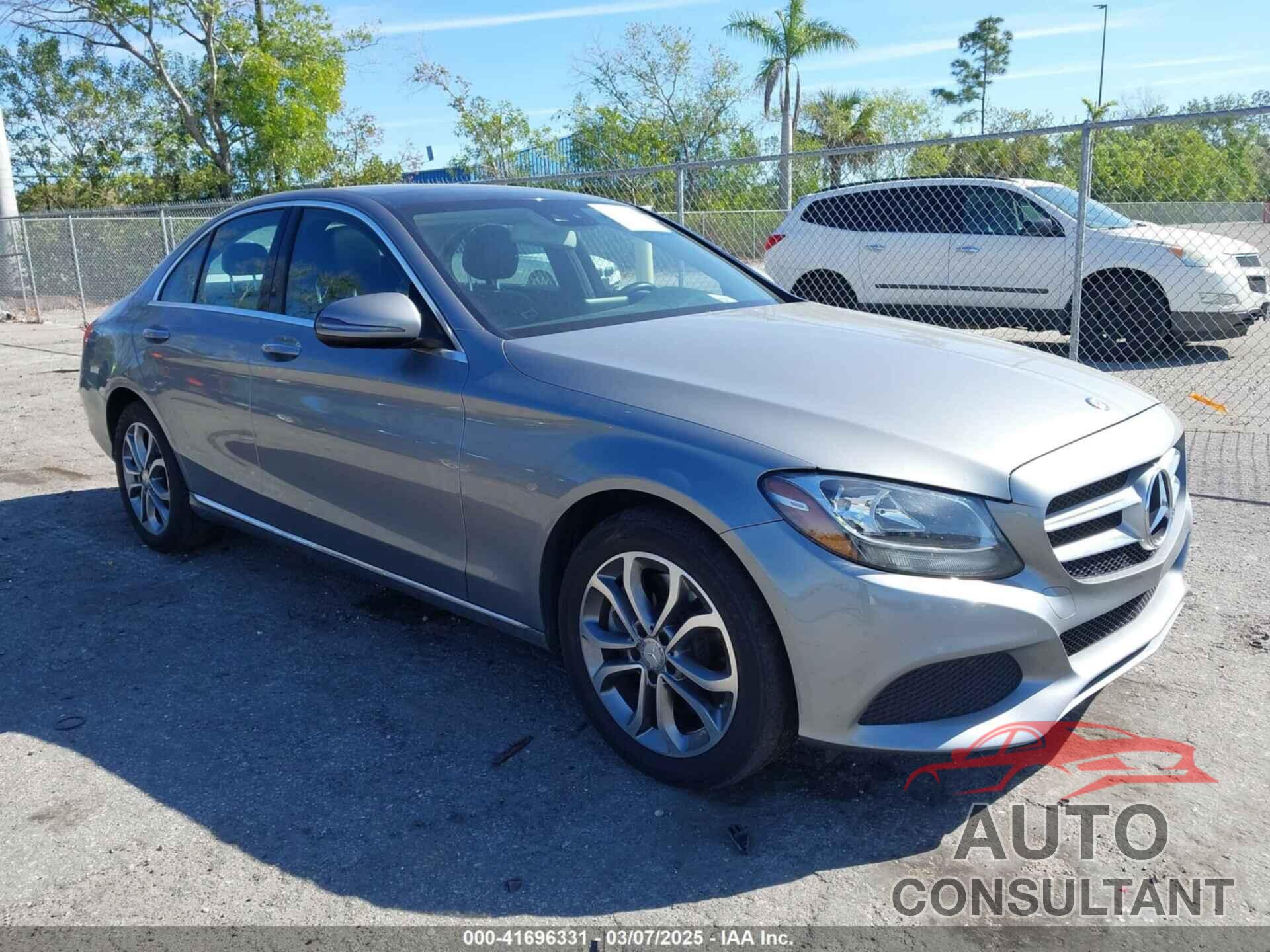 MERCEDES-BENZ C 300 2016 - 55SWF4KB7GU138417