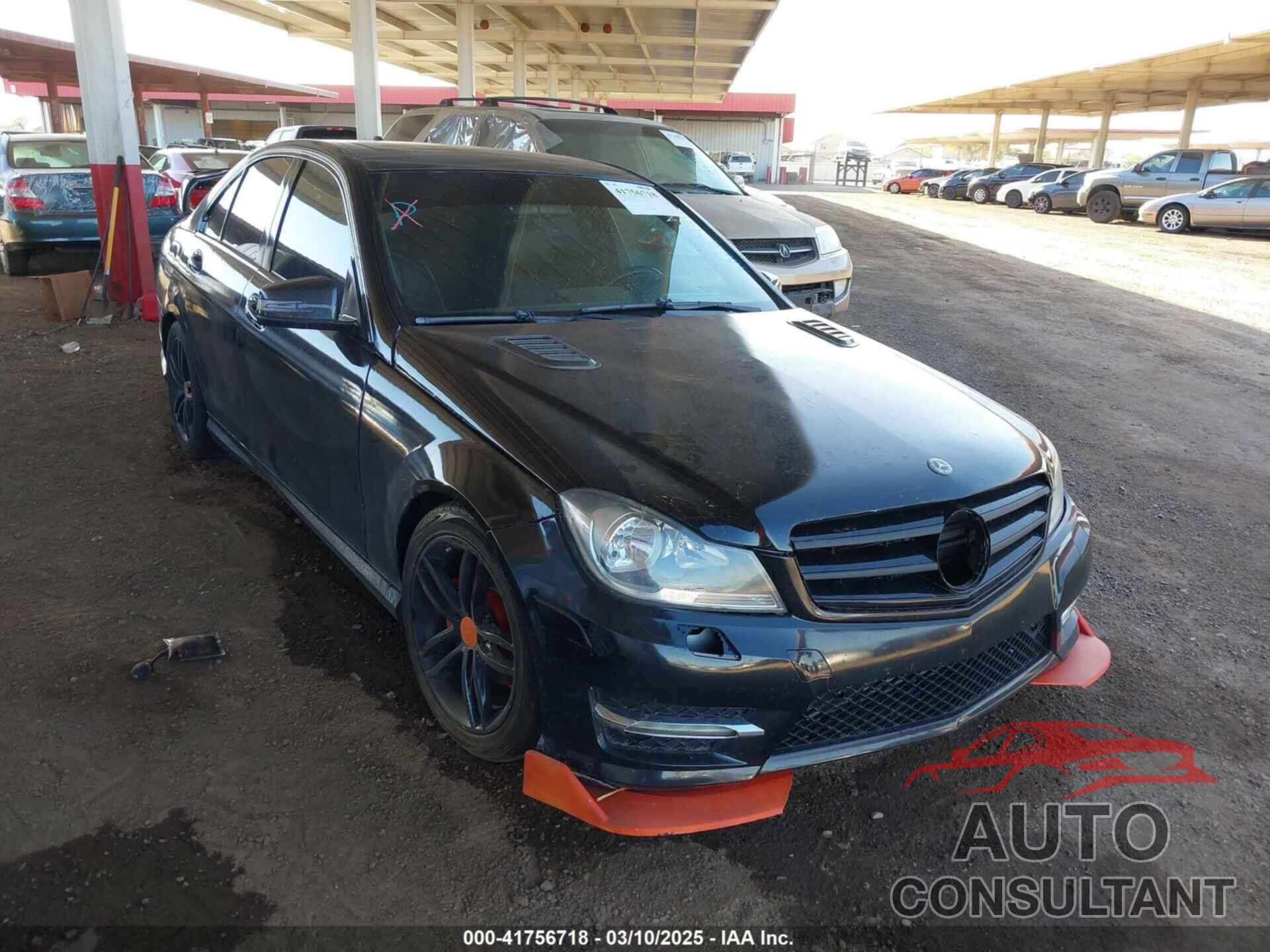 MERCEDES-BENZ C 250 2012 - WDDGF4HB8CA619248
