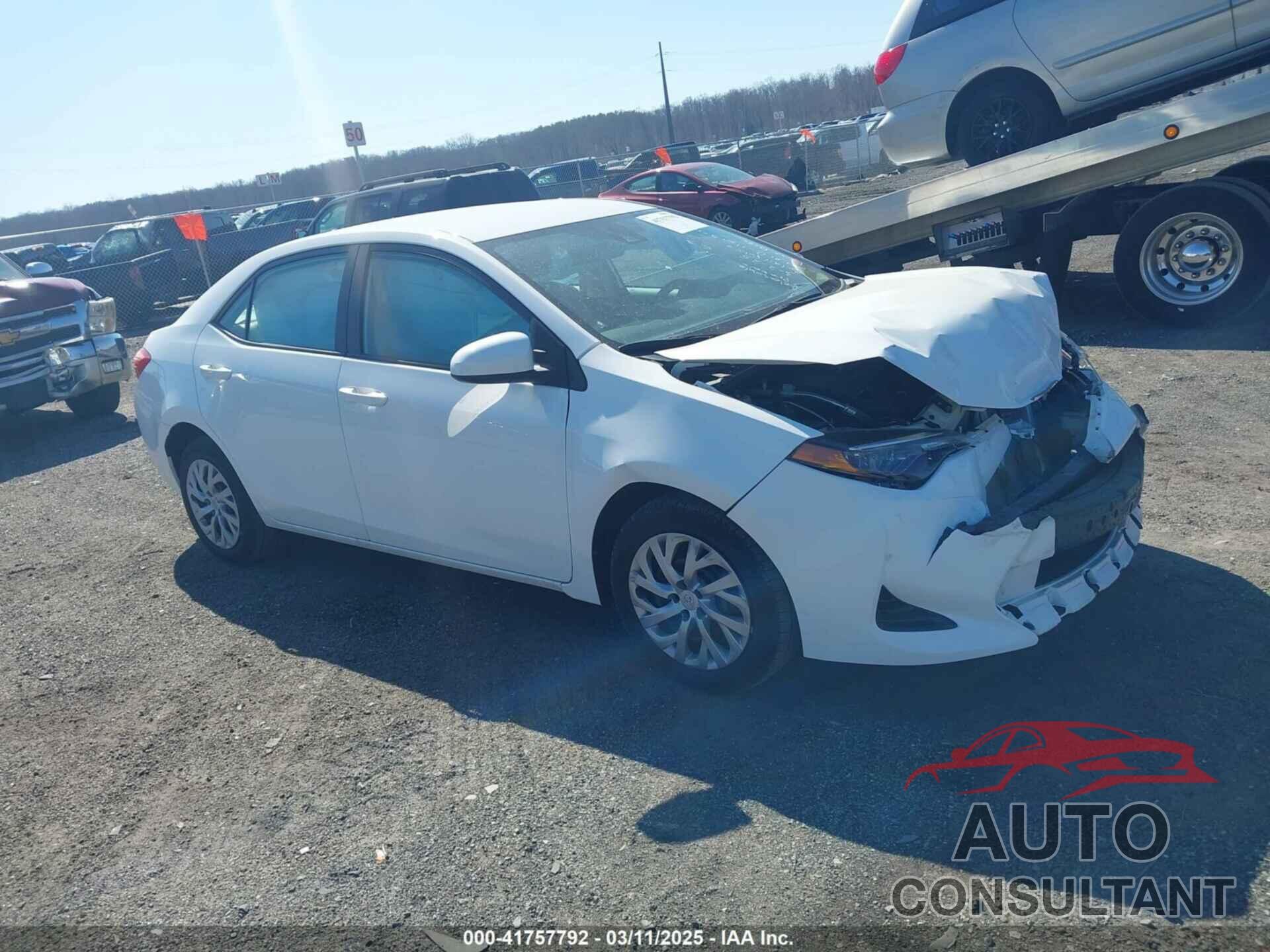 TOYOTA COROLLA 2018 - 2T1BURHE5JC075916