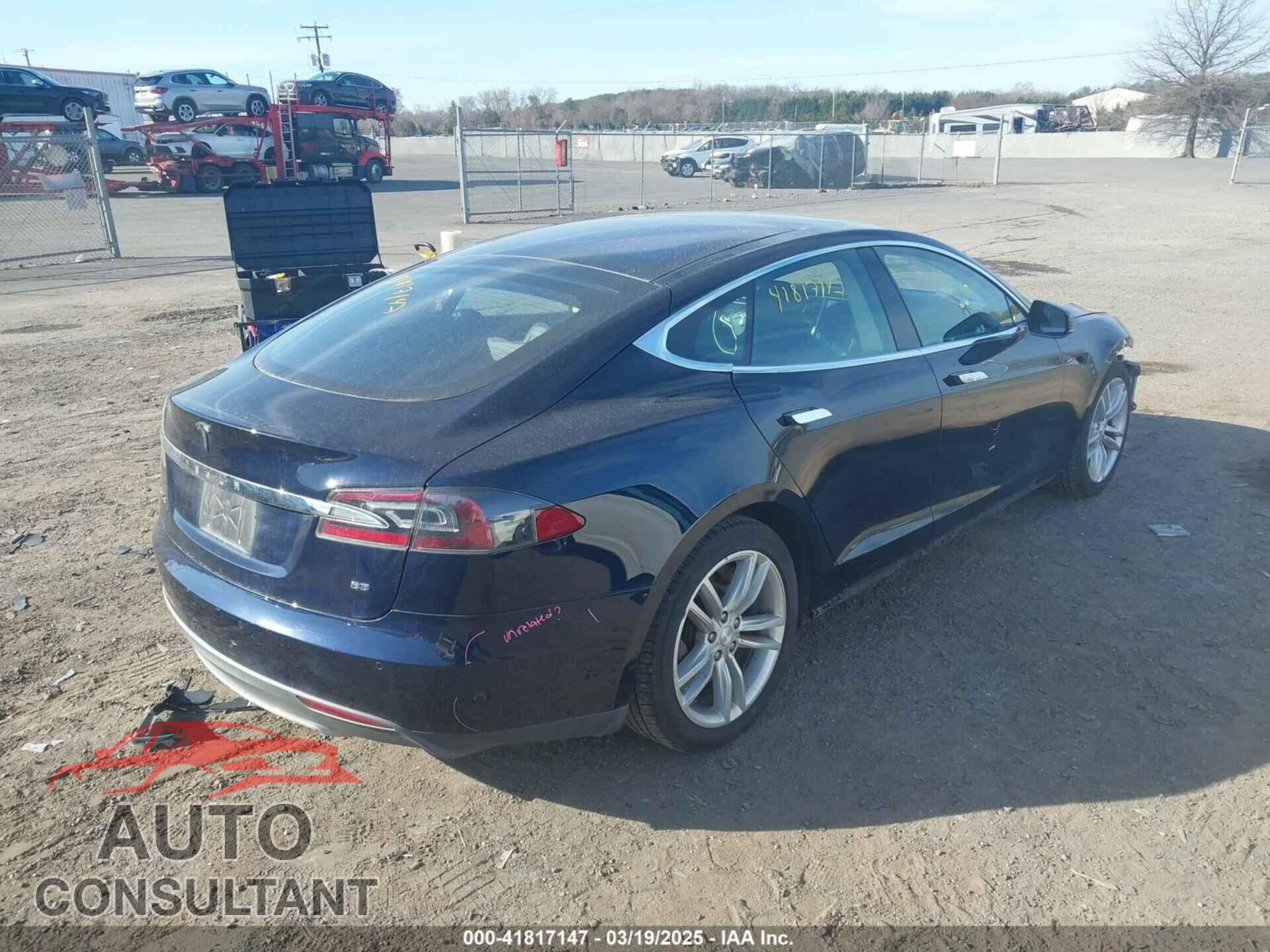 TESLA MODEL S 2013 - 5YJSA1CN7DFP28067