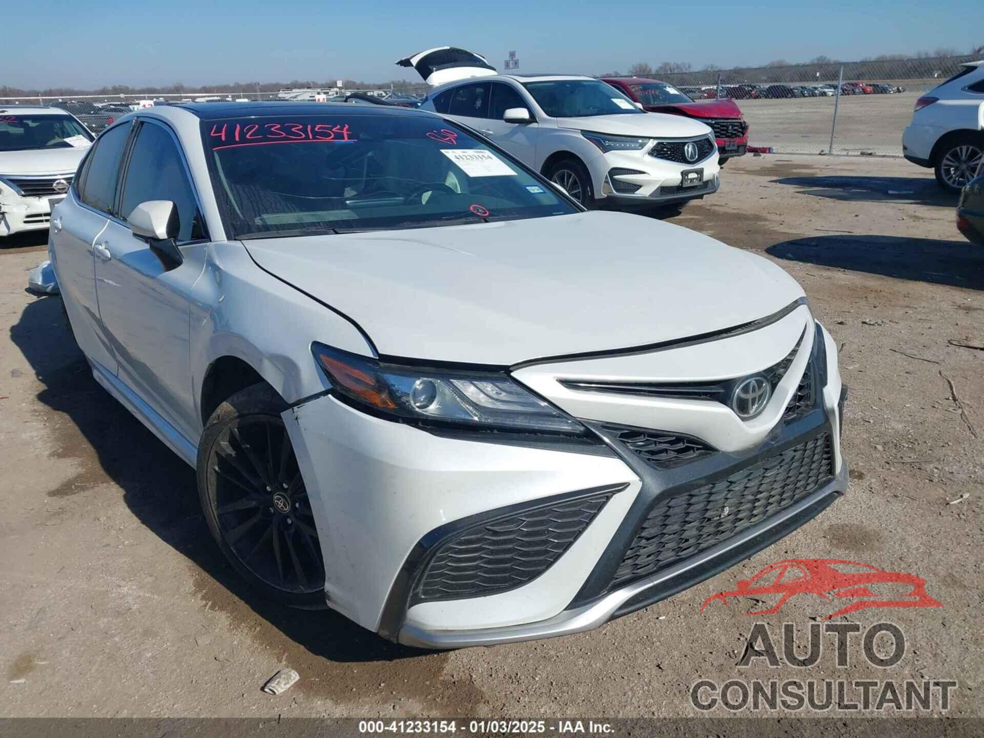 TOYOTA CAMRY 2021 - 4T1K61AK0MU584729