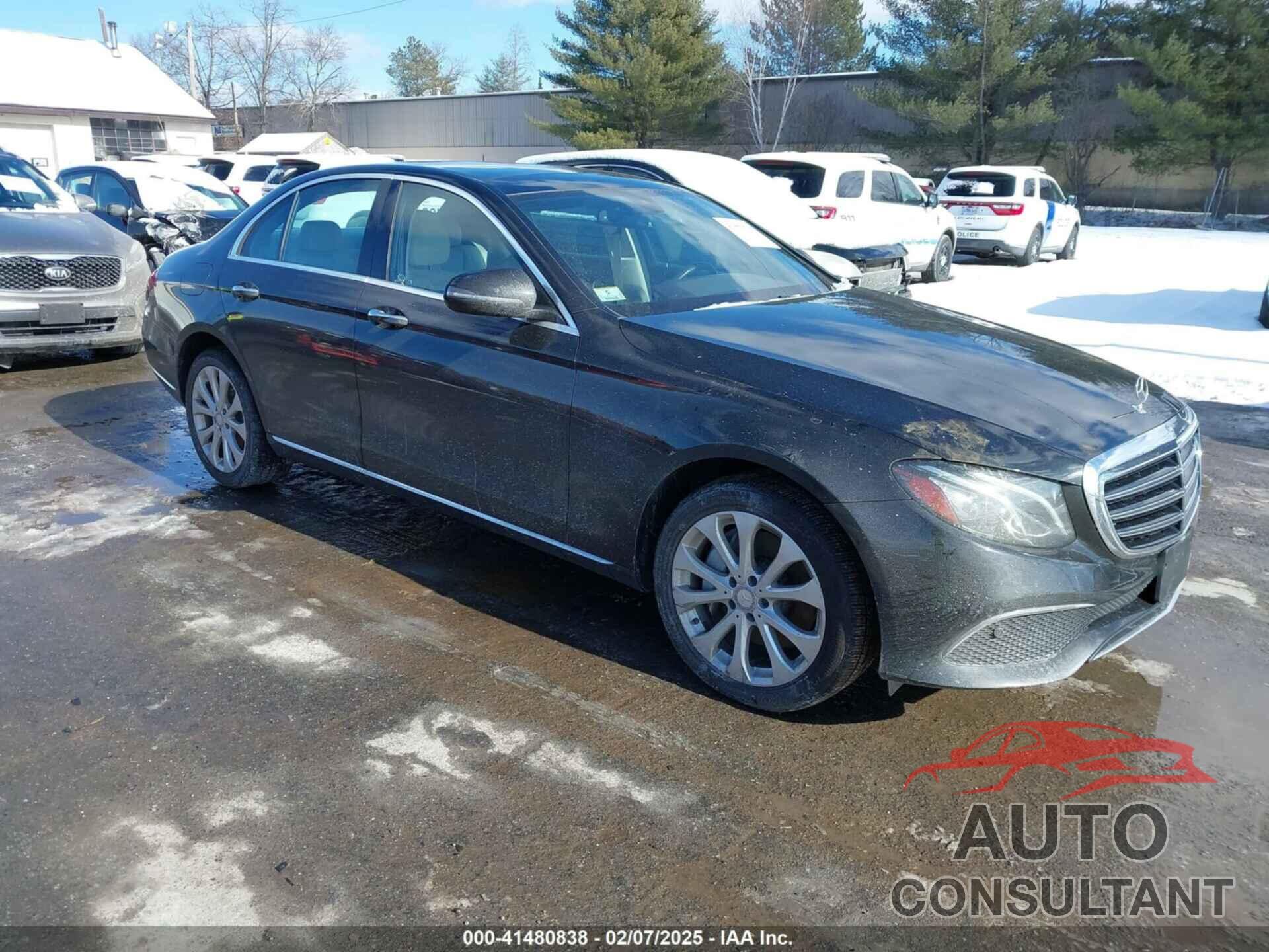 MERCEDES-BENZ E 300 2017 - WDDZF4KB3HA076917
