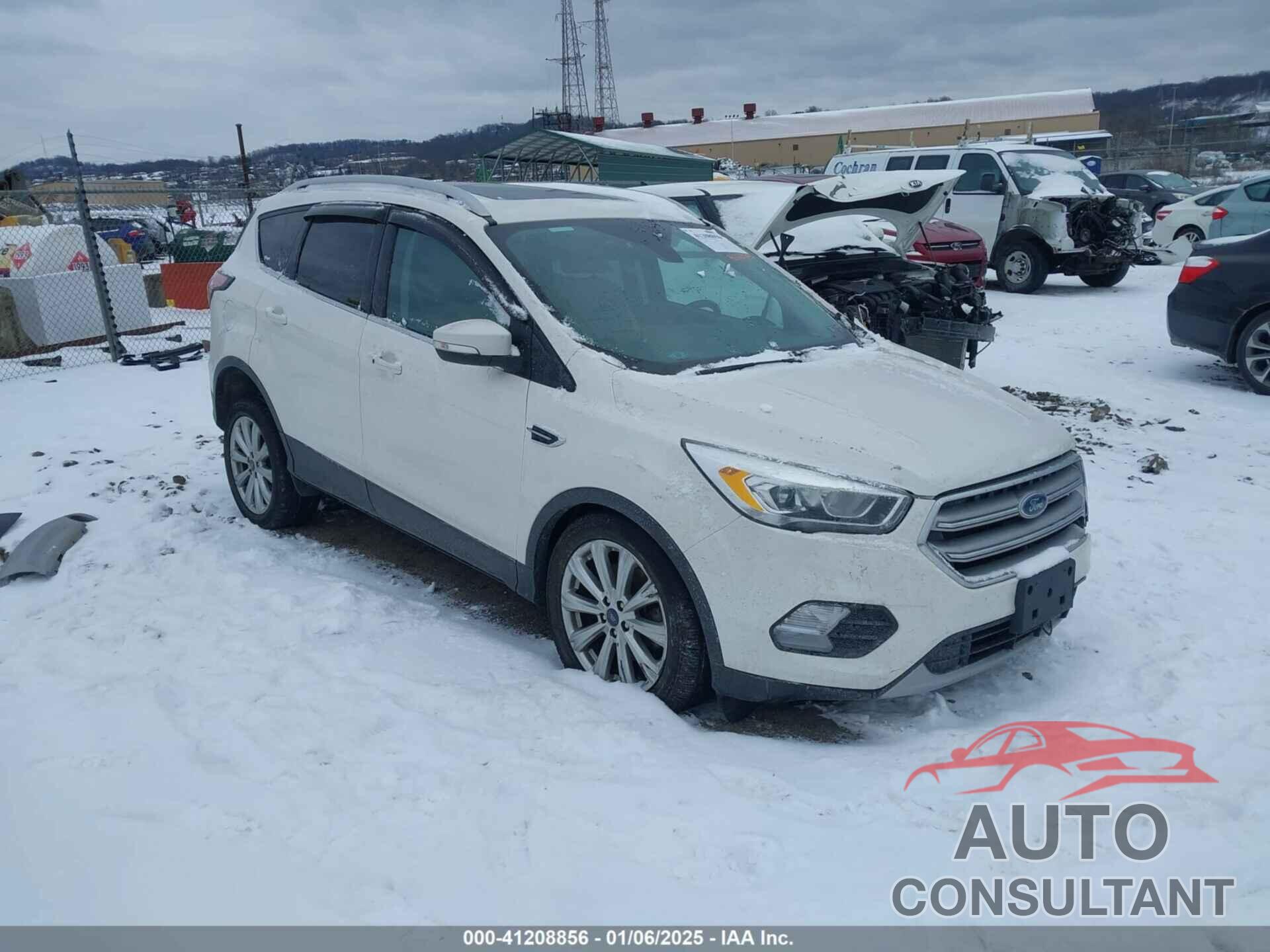 FORD ESCAPE 2017 - 1FMCU9JD8HUE04011