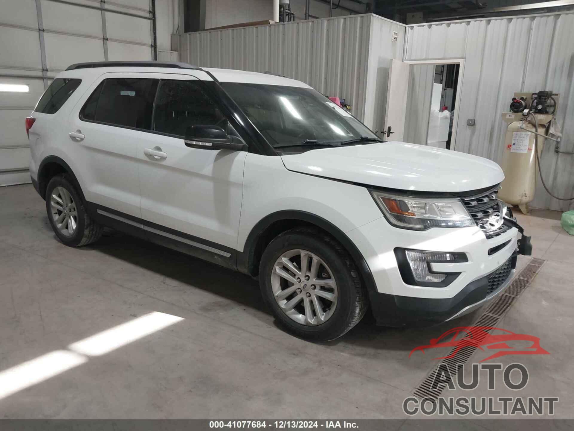 FORD EXPLORER 2017 - 1FM5K7D82HGB46231