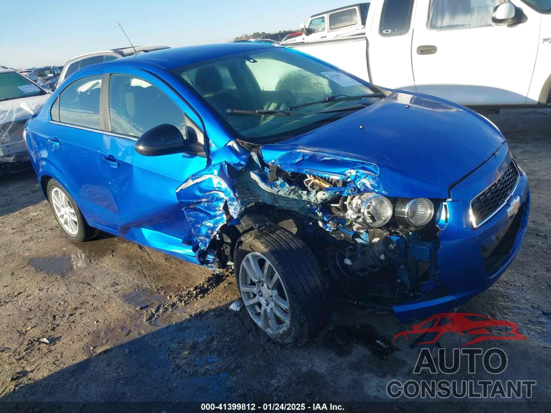 CHEVROLET SONIC 2016 - 1G1JC5SH1G4144678