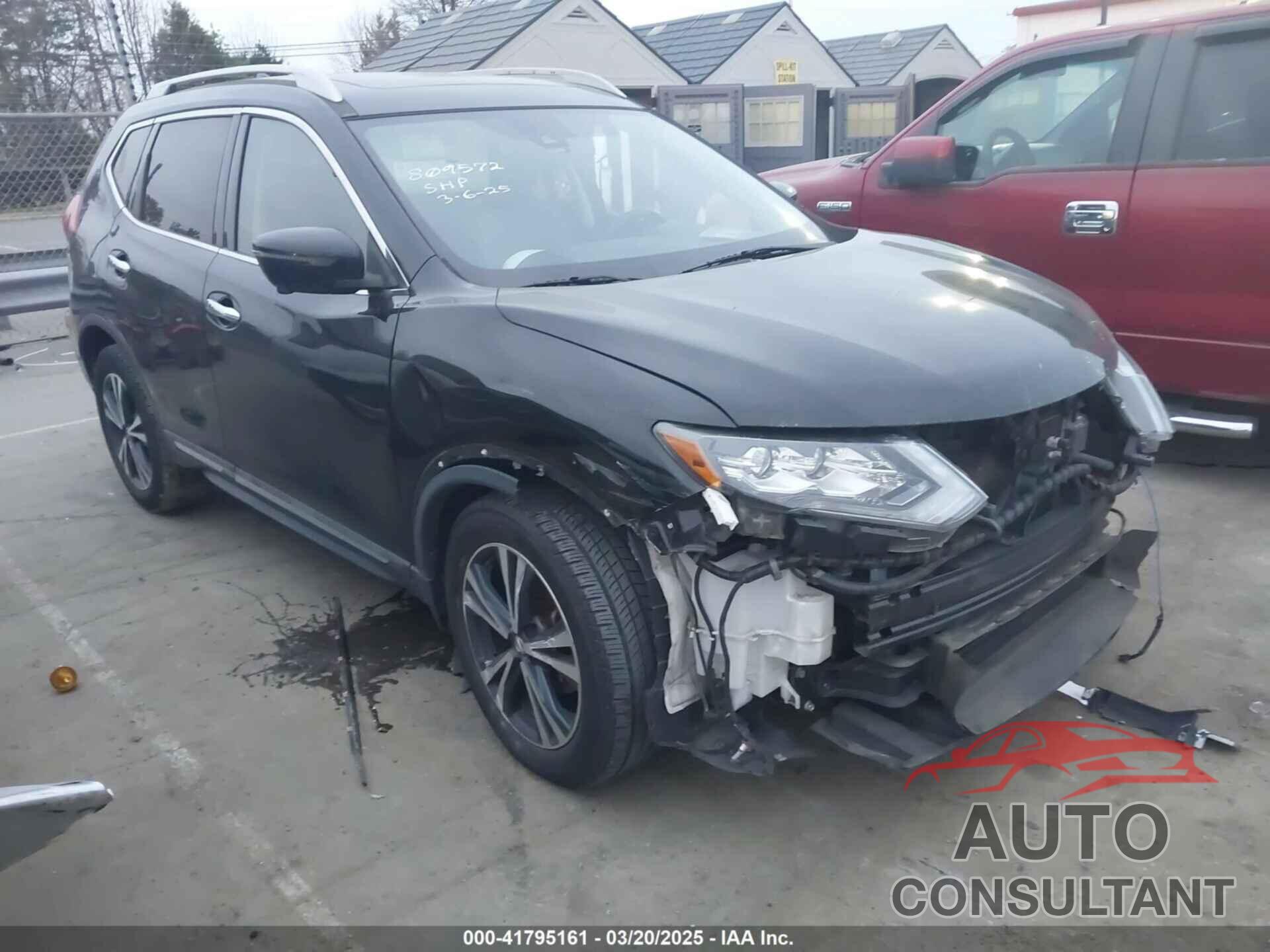NISSAN ROGUE 2018 - 5N1AT2MT2JC809572