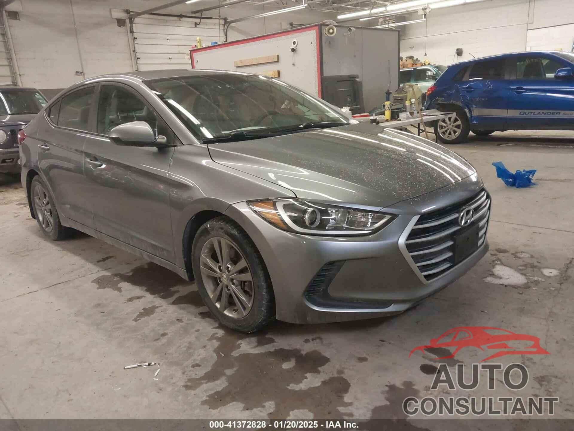 HYUNDAI ELANTRA 2017 - KMHD84LF0HU194238