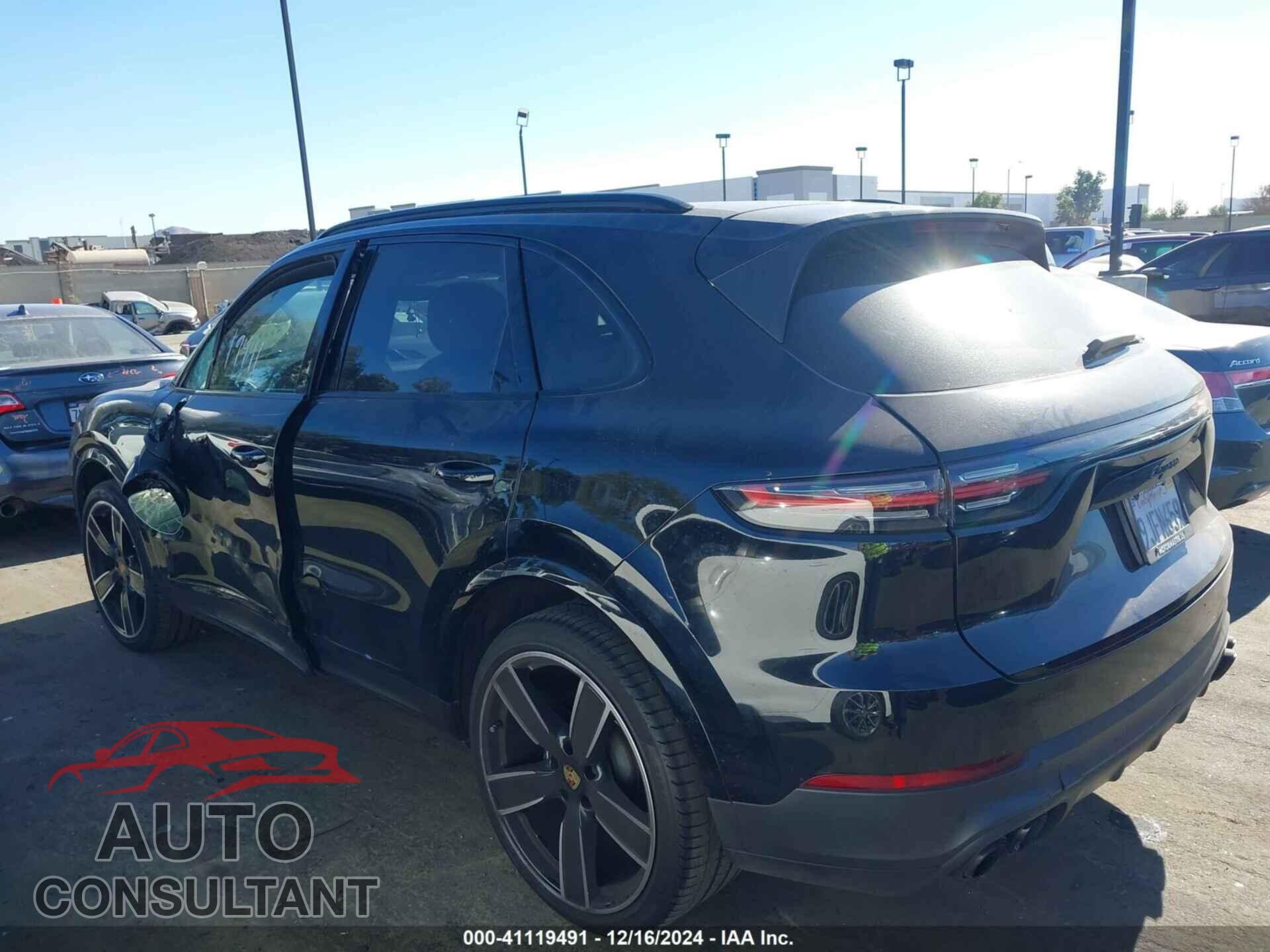 PORSCHE CAYENNE 2021 - WP1AA2AY2MDA03657