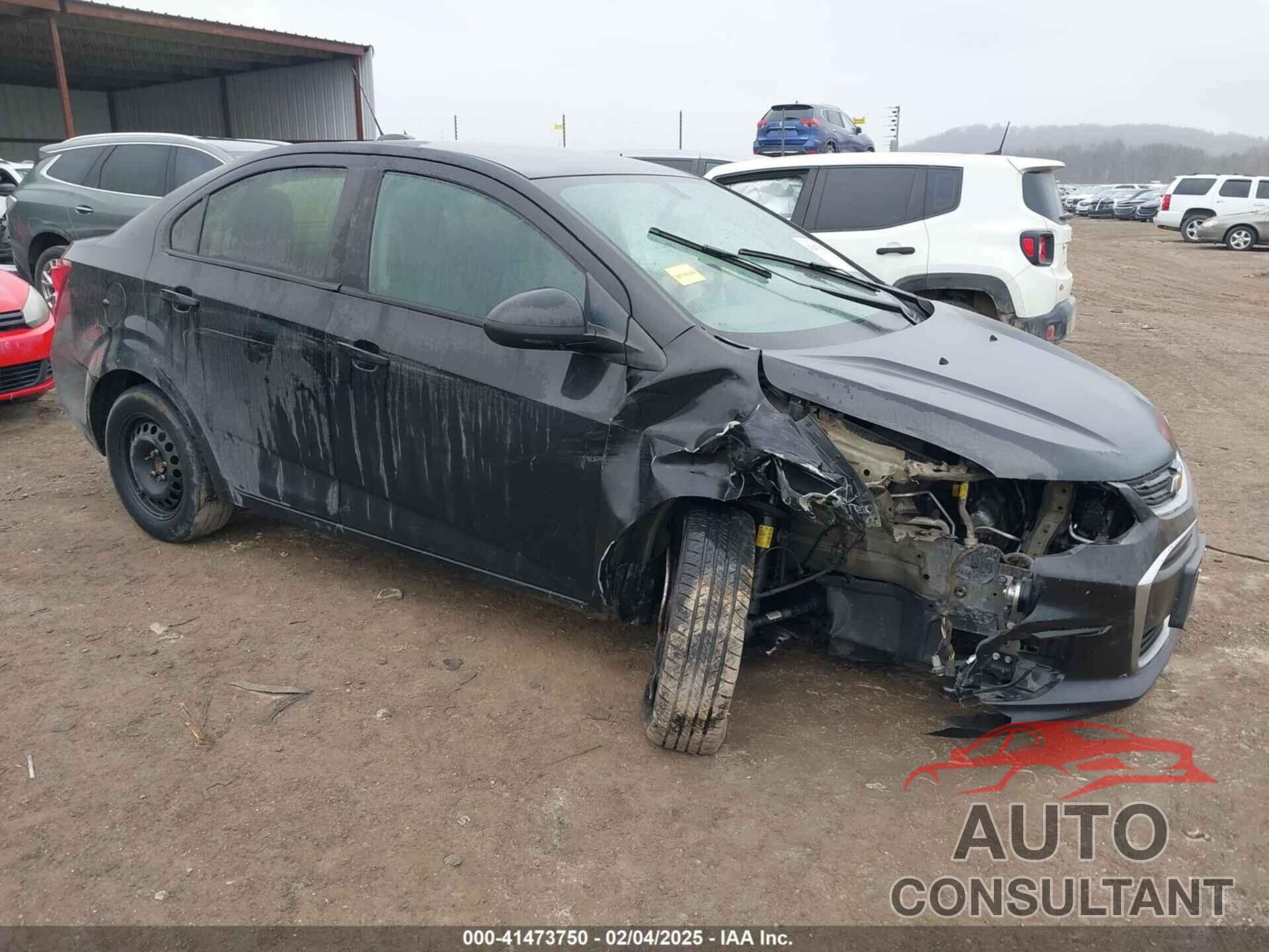 CHEVROLET SONIC 2017 - 1G1JB5SH3H4166881