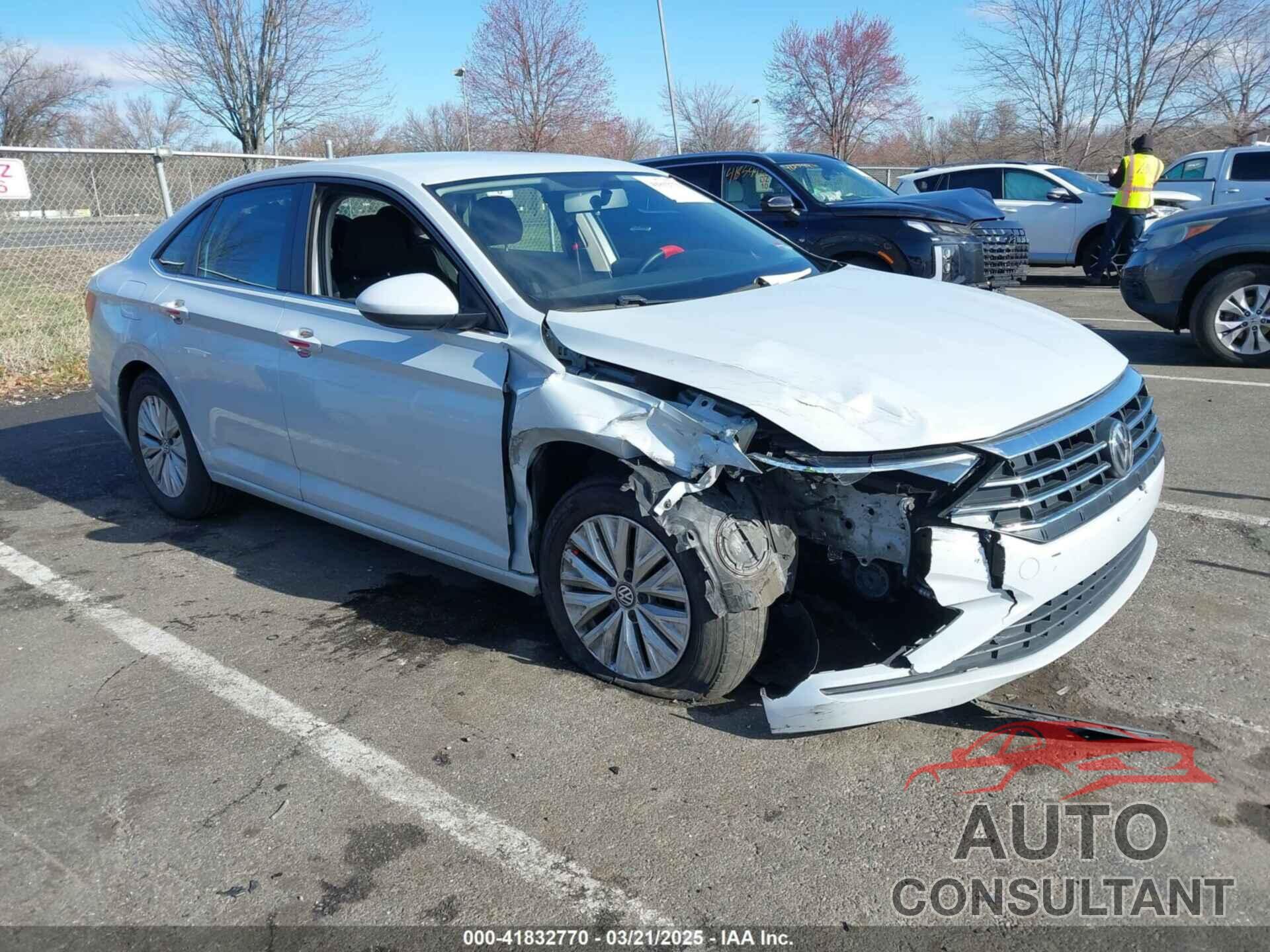 VOLKSWAGEN JETTA 2019 - 3VWC57BU4KM130979