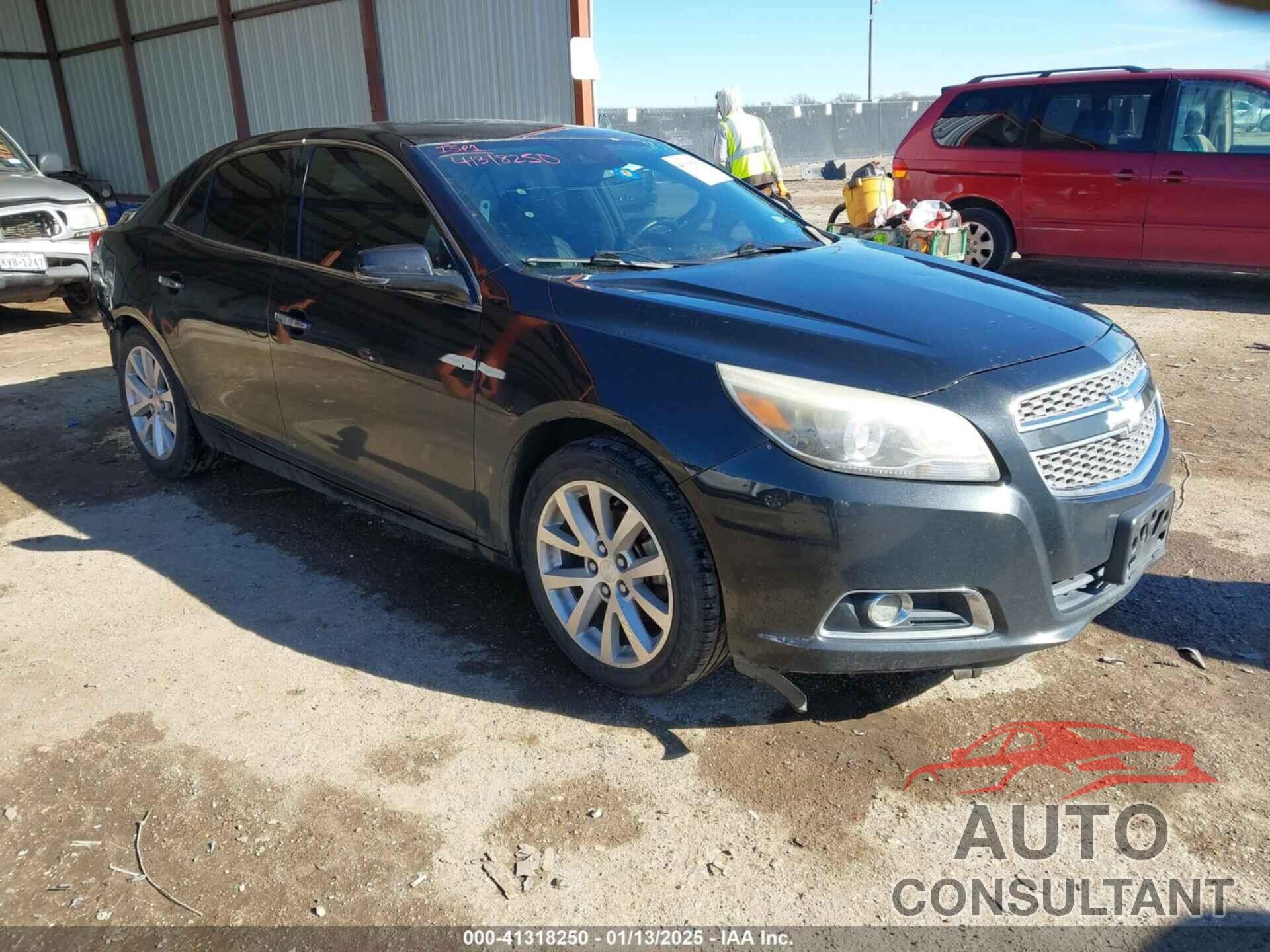 CHEVROLET MALIBU 2013 - 1G11H5SA2DF127411