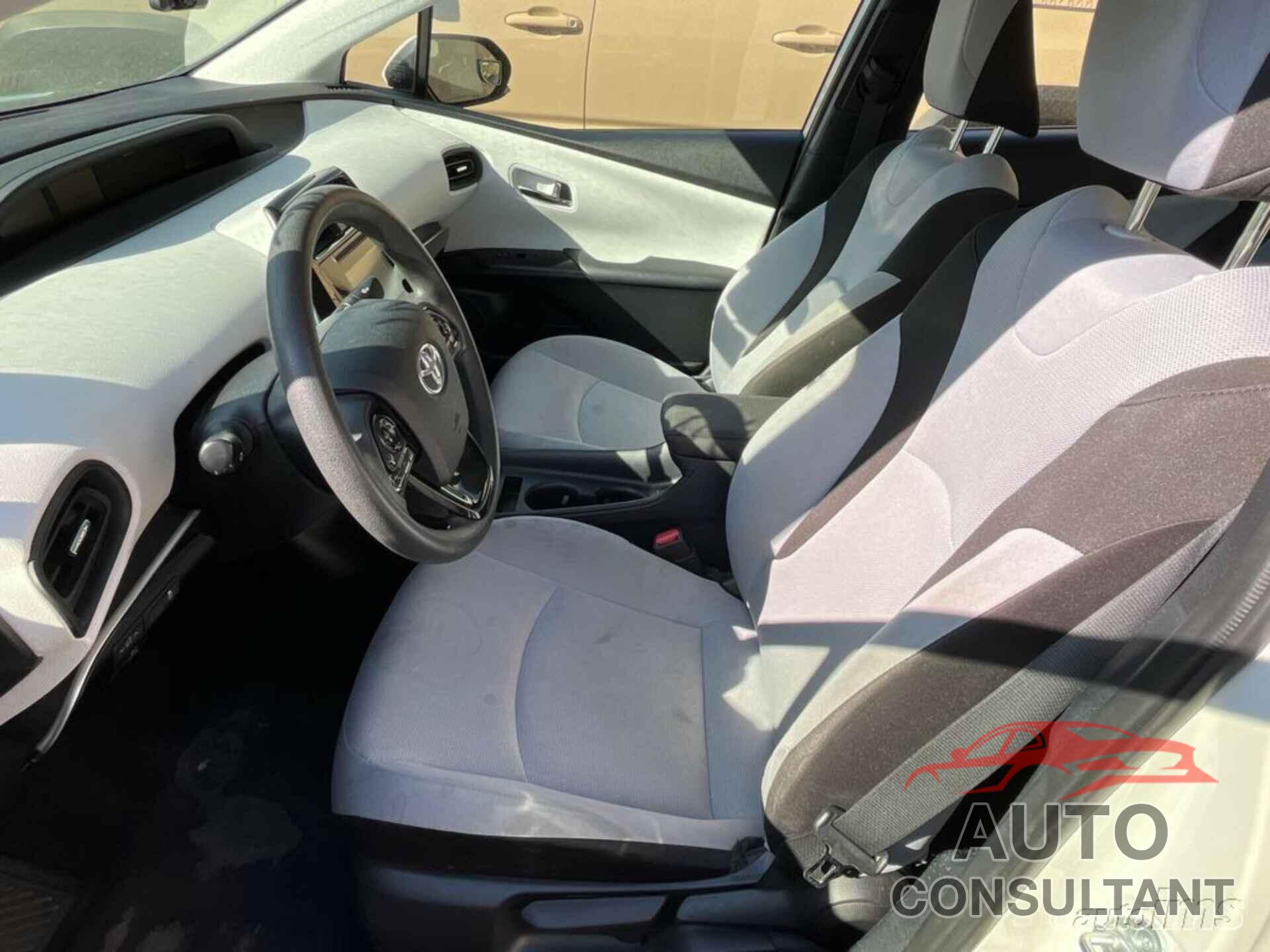 TOYOTA PRIUS 2019 - JTDKARFU0K3071821