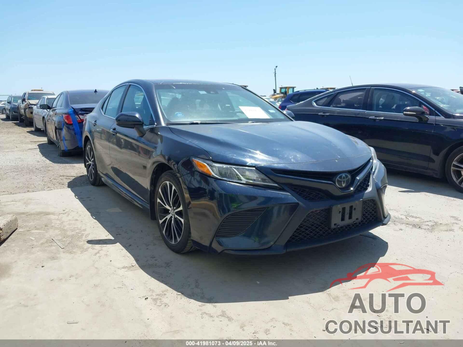 TOYOTA CAMRY 2018 - 4T1B11HKXJU663440