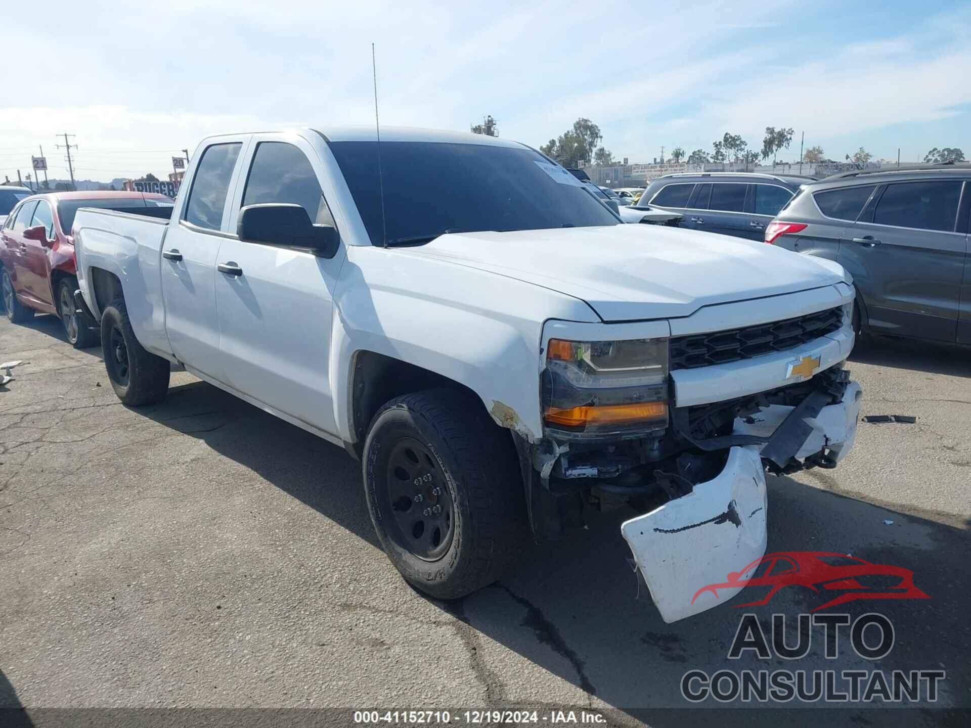 CHEVROLET SILVERADO 1500 2017 - 1GCRCPEH5HZ302168