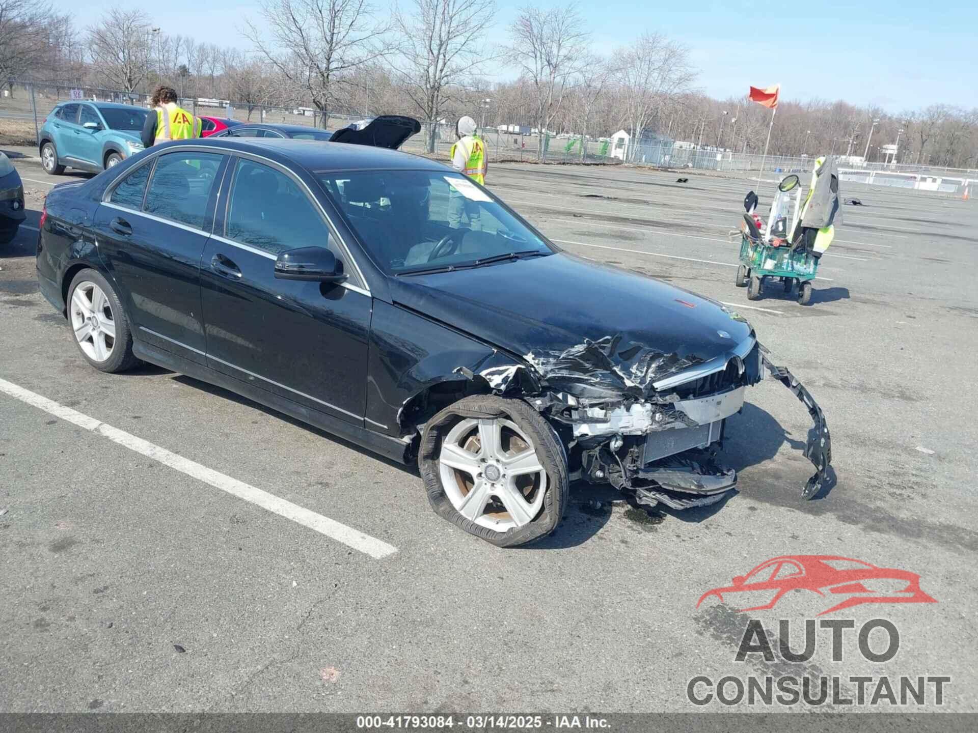 MERCEDES-BENZ C 300 2010 - WDDGF8BB2AF447086