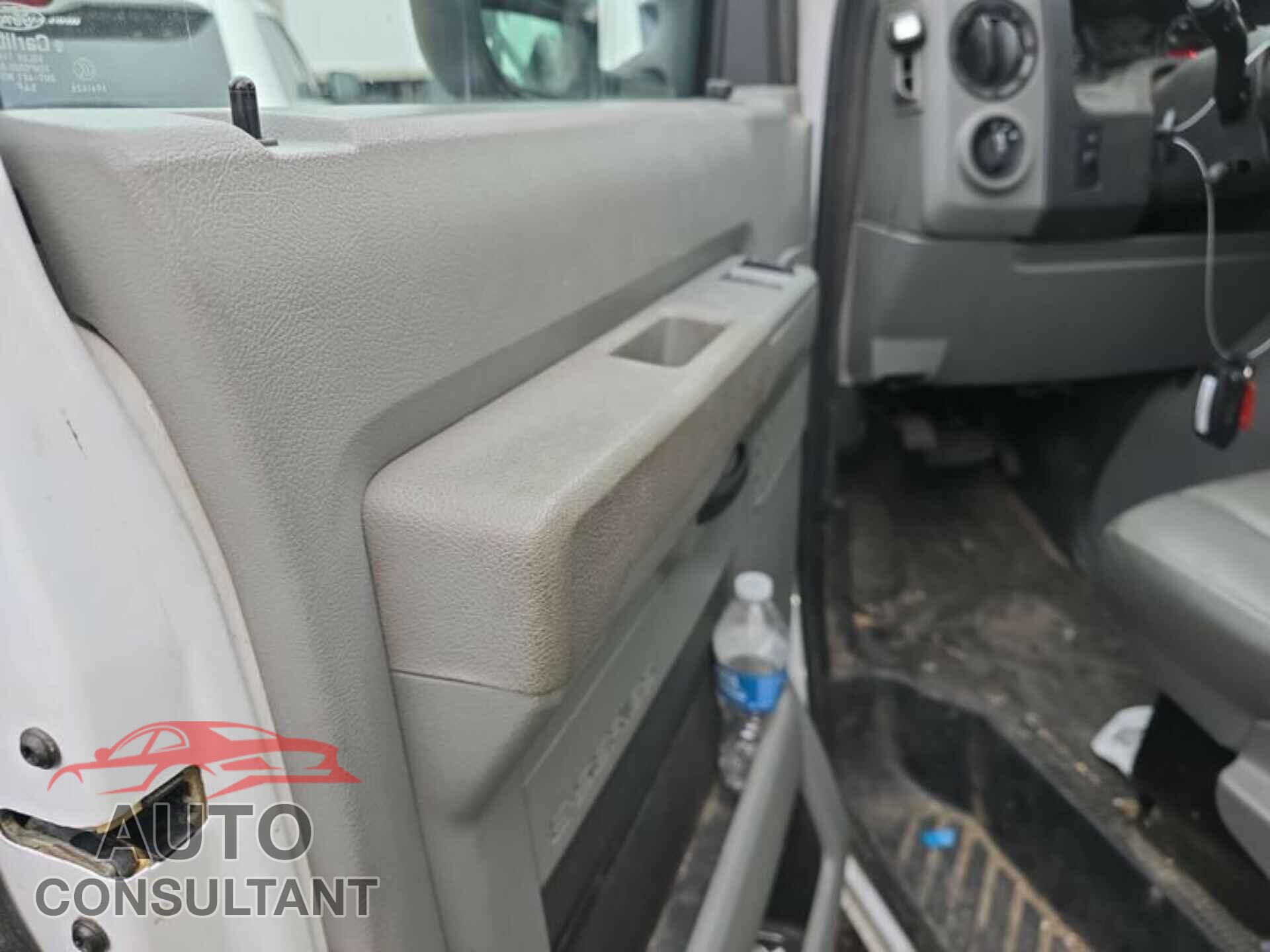 FORD ECONOLINE 2016 - 1FDXE4FS5GDC49571