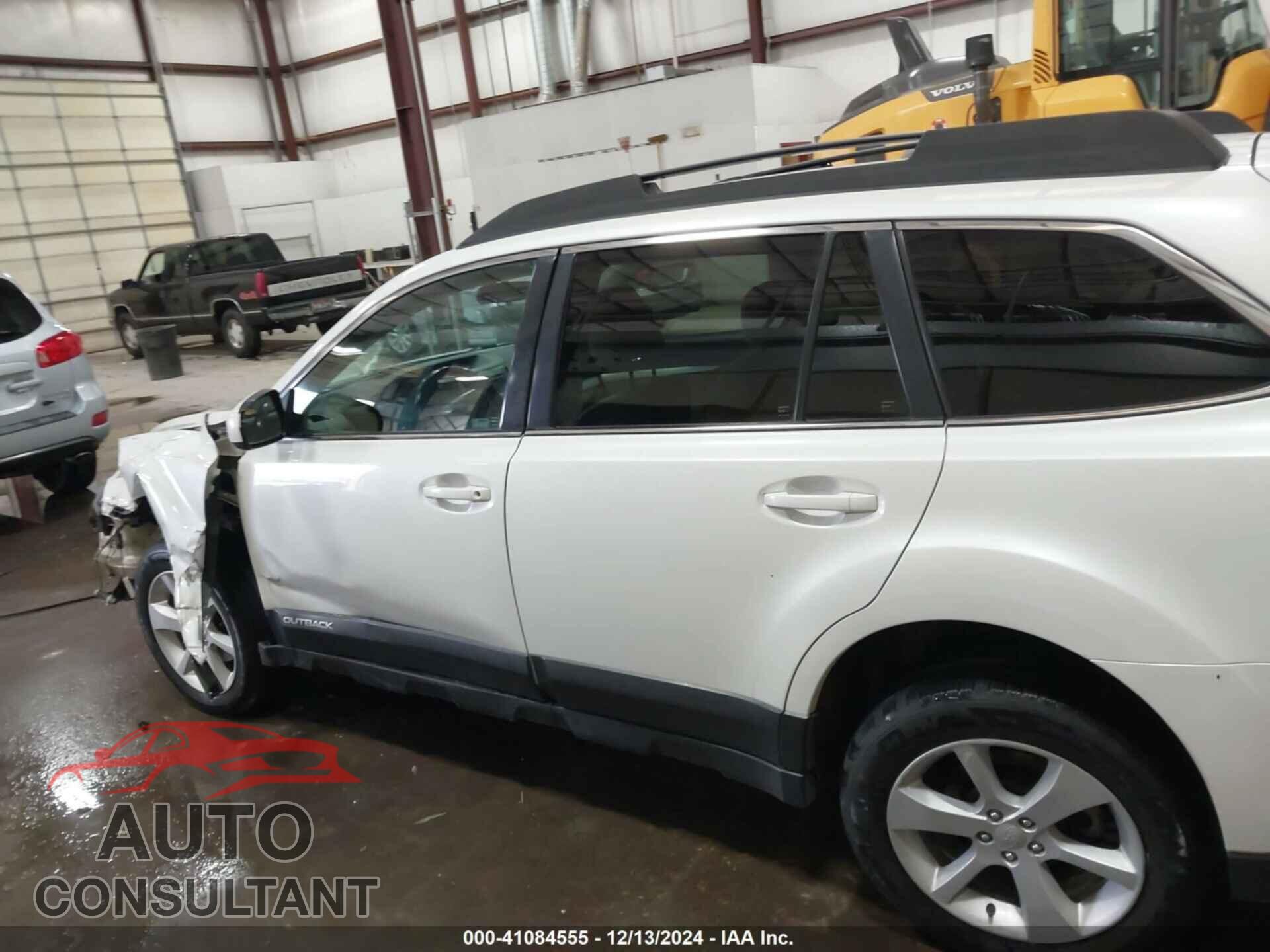 SUBARU OUTBACK 2013 - 4S4BRCCC3D3227785