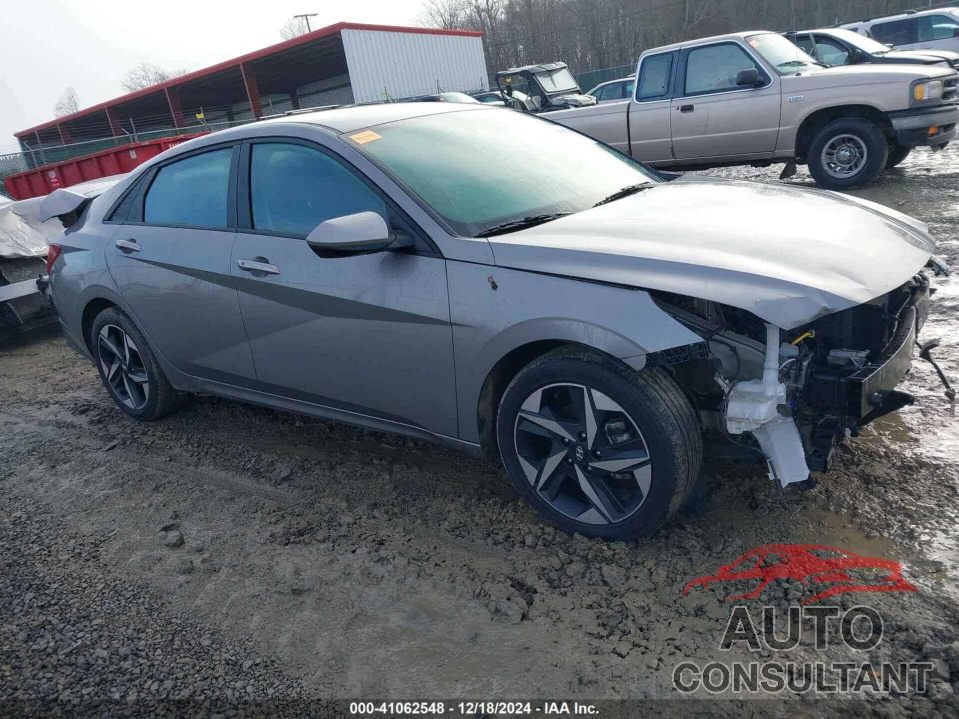 HYUNDAI ELANTRA 2023 - KMHLS4AG9PU590174