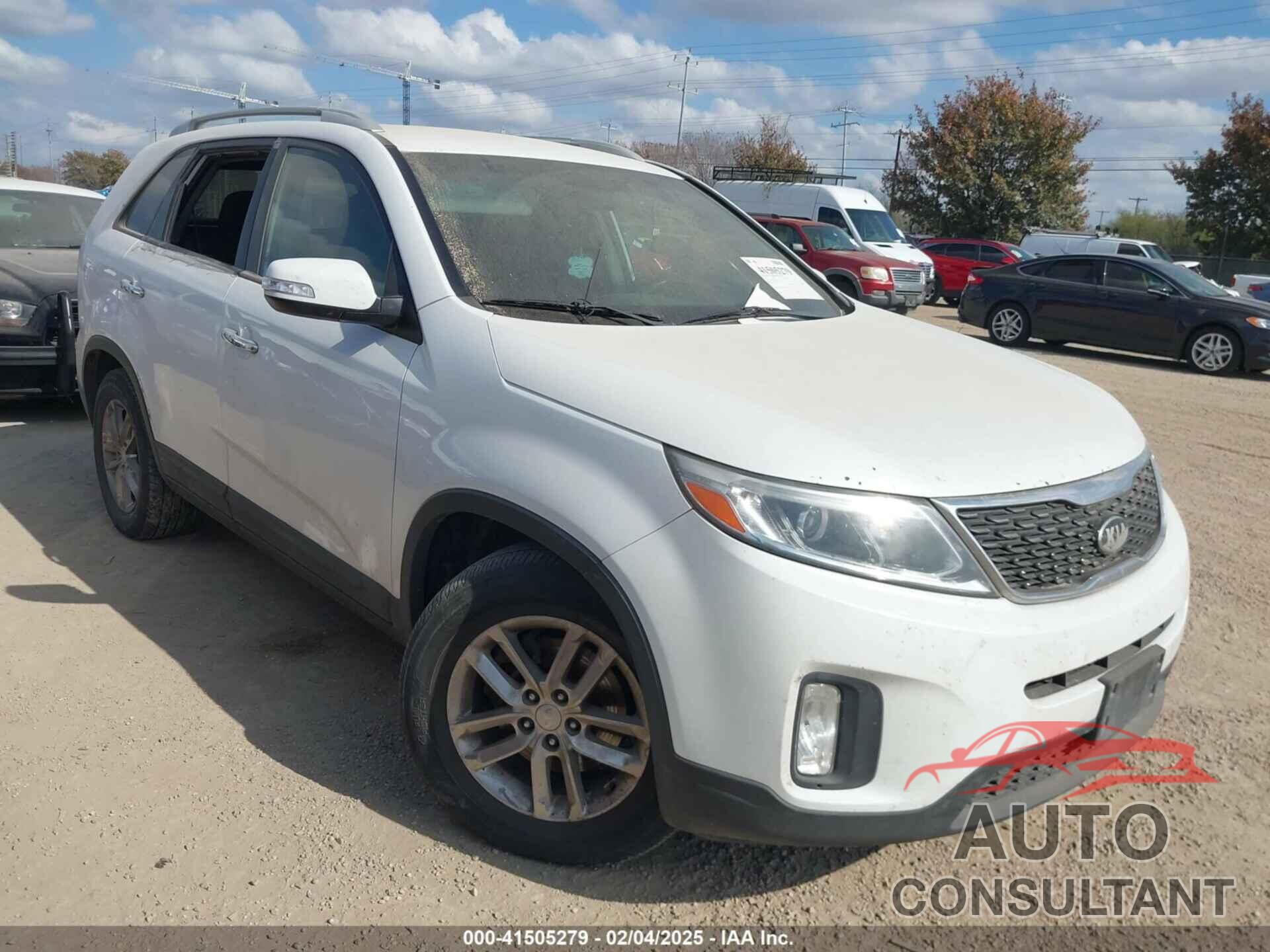 KIA SORENTO 2015 - 5XYKT3A69FG565497