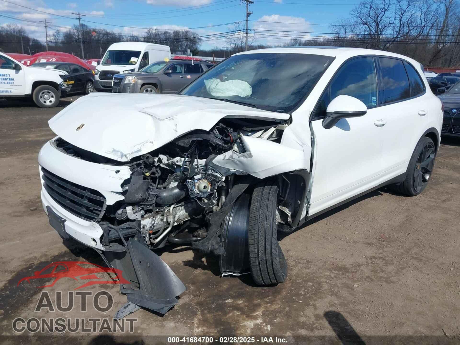 PORSCHE CAYENNE 2016 - WP1AA2A26GLA02503