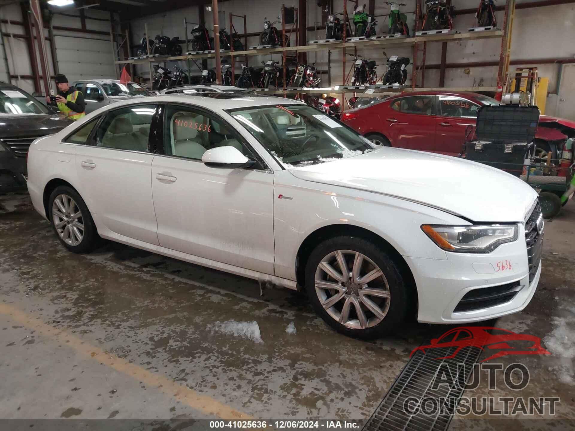 AUDI A6 2012 - WAUHGAFC9CN130000