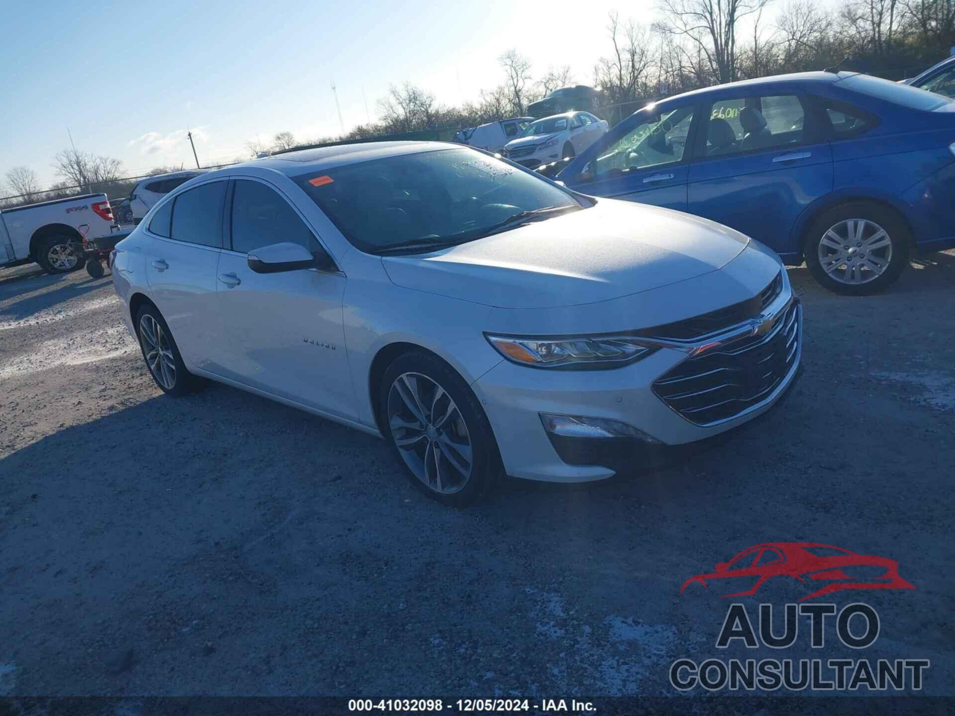 CHEVROLET MALIBU 2019 - 1G1ZE5SX2KF150717