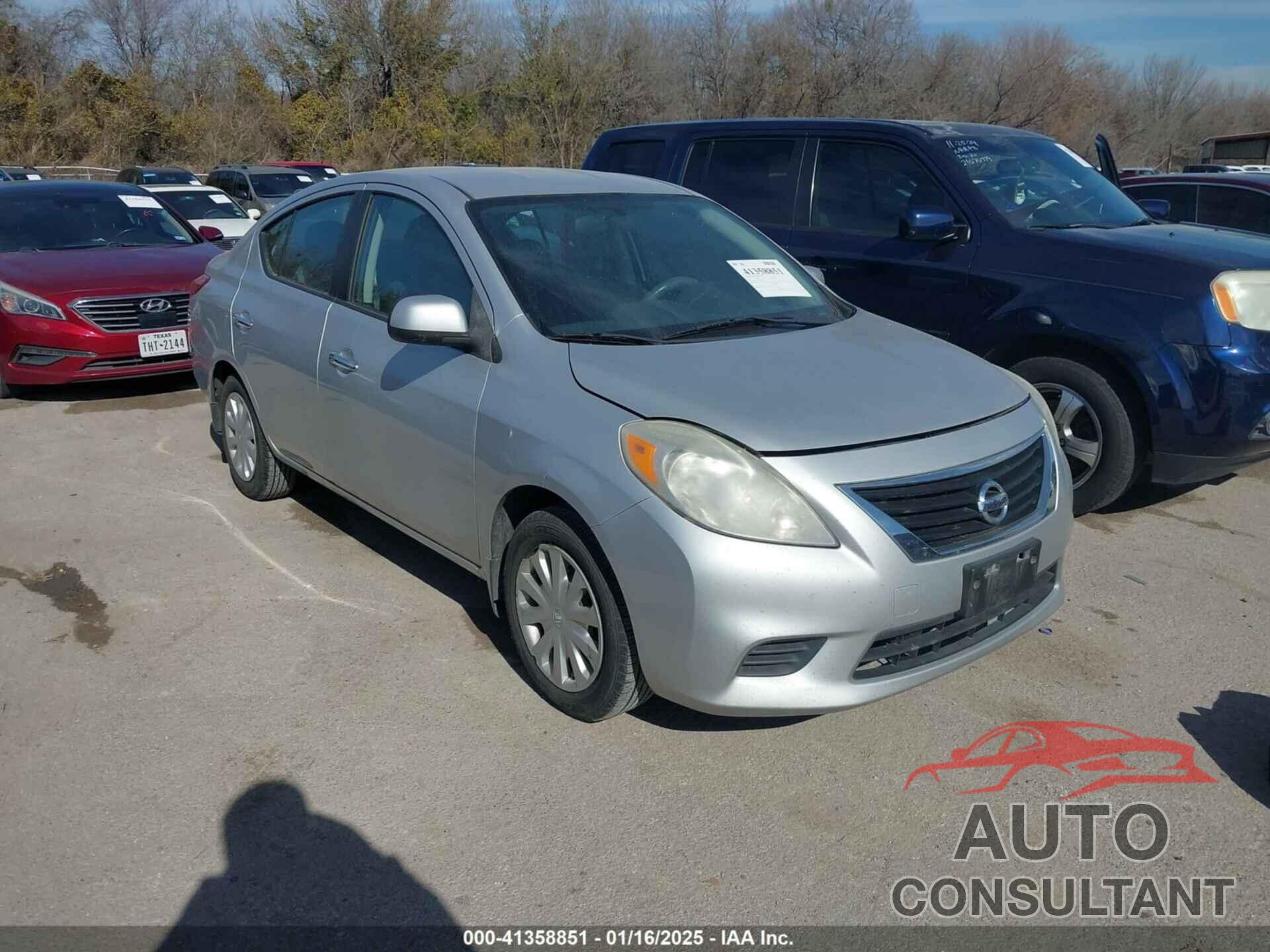 NISSAN VERSA 2012 - 3N1CN7AP8CL883228