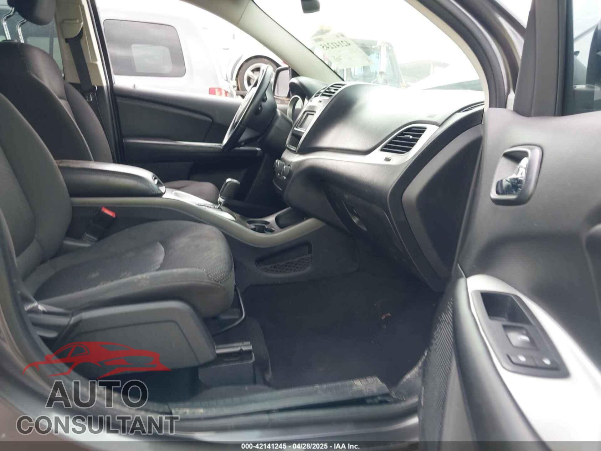 DODGE JOURNEY 2017 - 3C4PDCBB0HT684310
