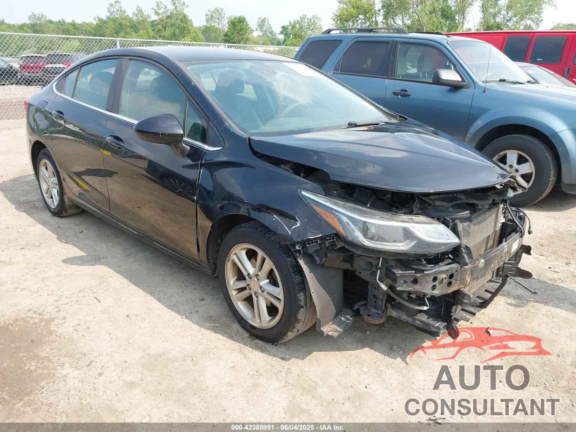 CHEVROLET CRUZE 2017 - 1G1BE5SM7H7133924