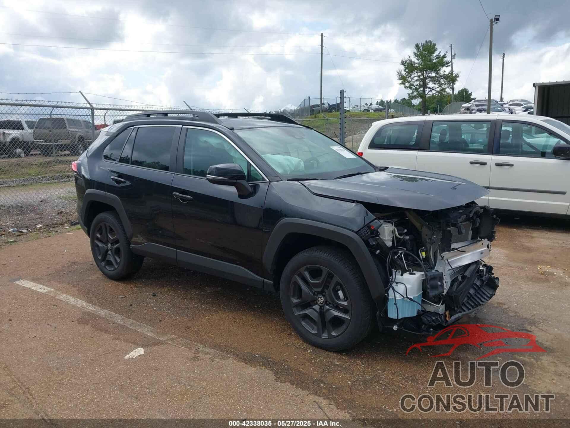TOYOTA RAV4 2024 - 2T3J1RFV3RW471951