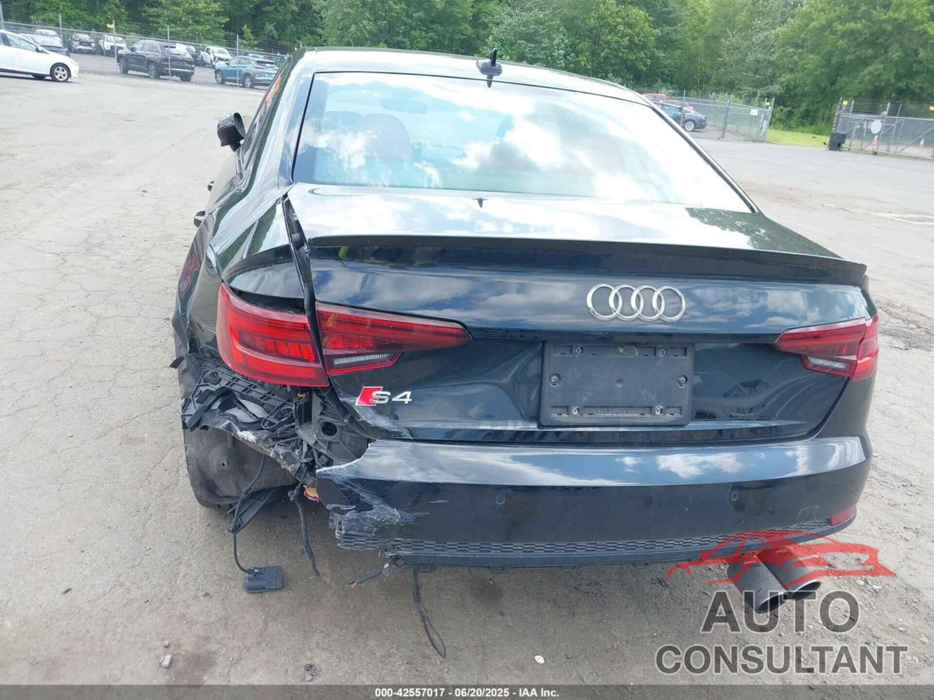 AUDI S4 2019 - WAUB4AF41KA091531