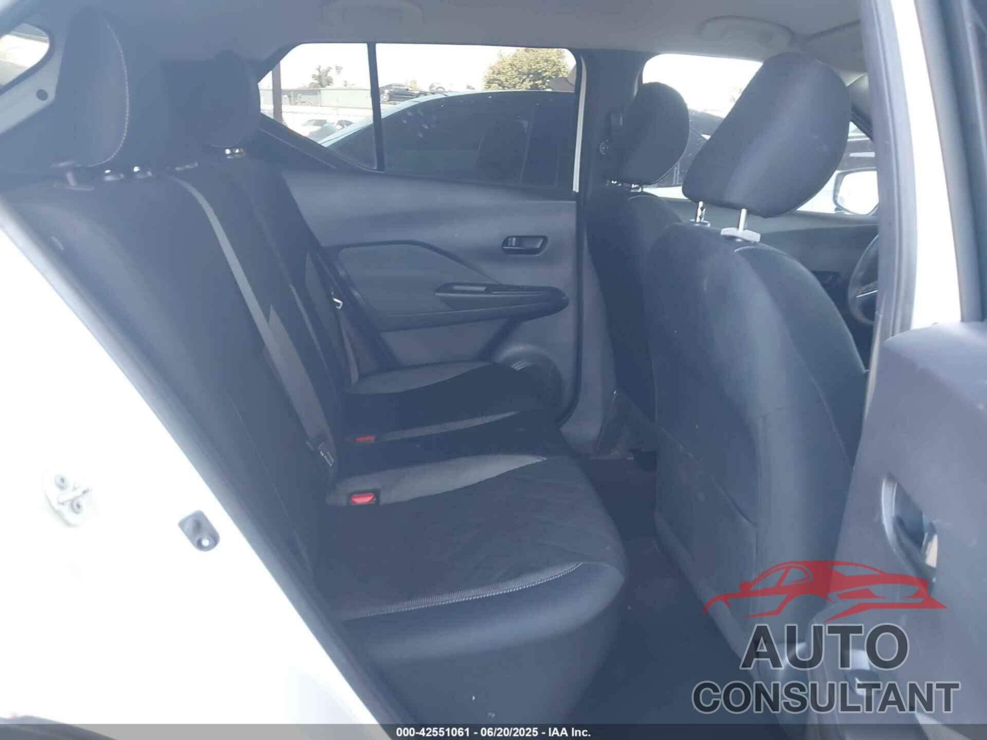 NISSAN KICKS 2018 - 3N1CP5CU3JL528093