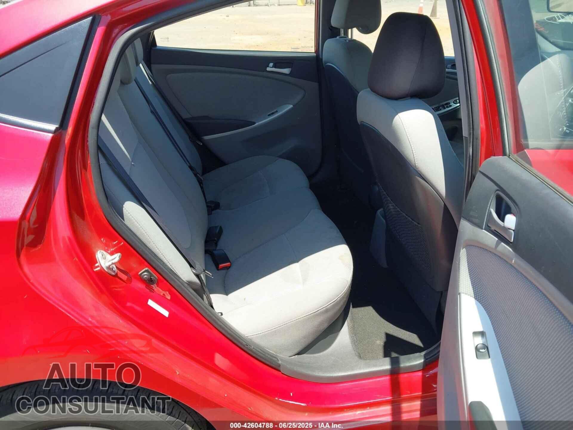 HYUNDAI ACCENT 2013 - KMHCT4AE5DU448234