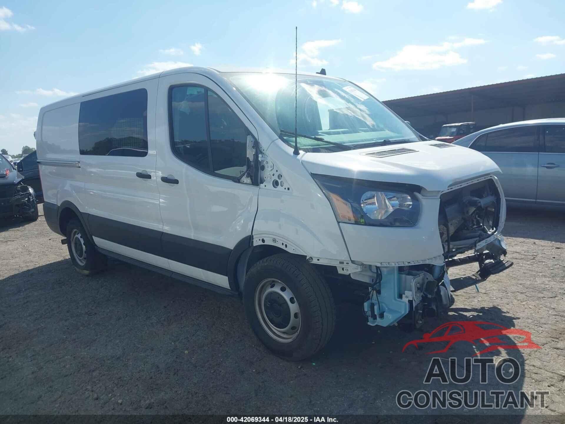 FORD TRANSIT-150 2024 - 1FTYE1Y80RKB18748