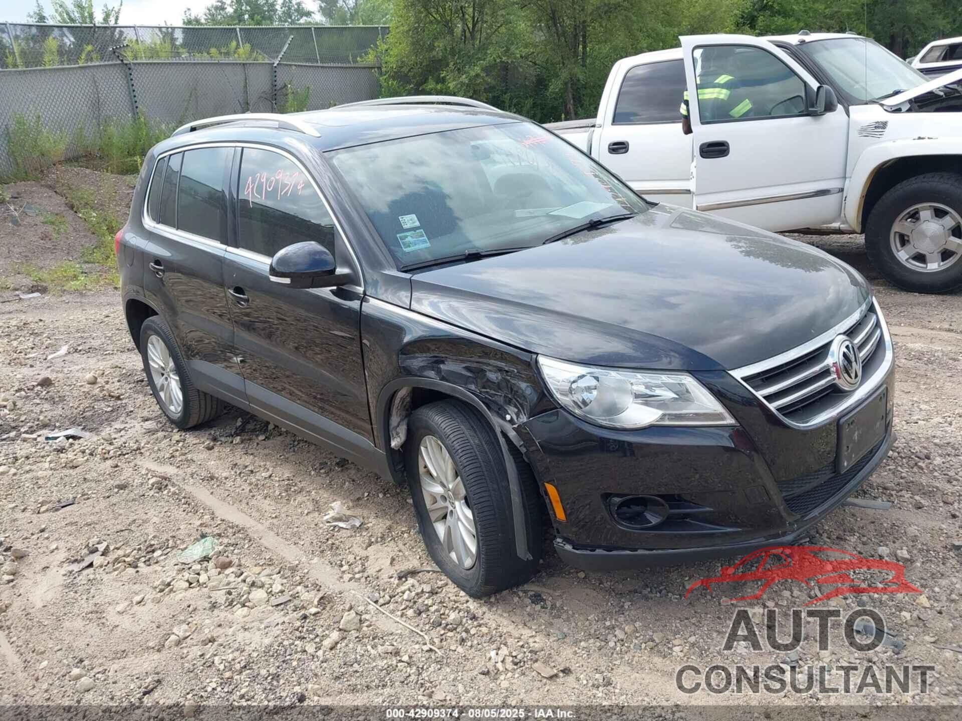 VOLKSWAGEN TIGUAN 2009 - WVGAV75NX9W545633