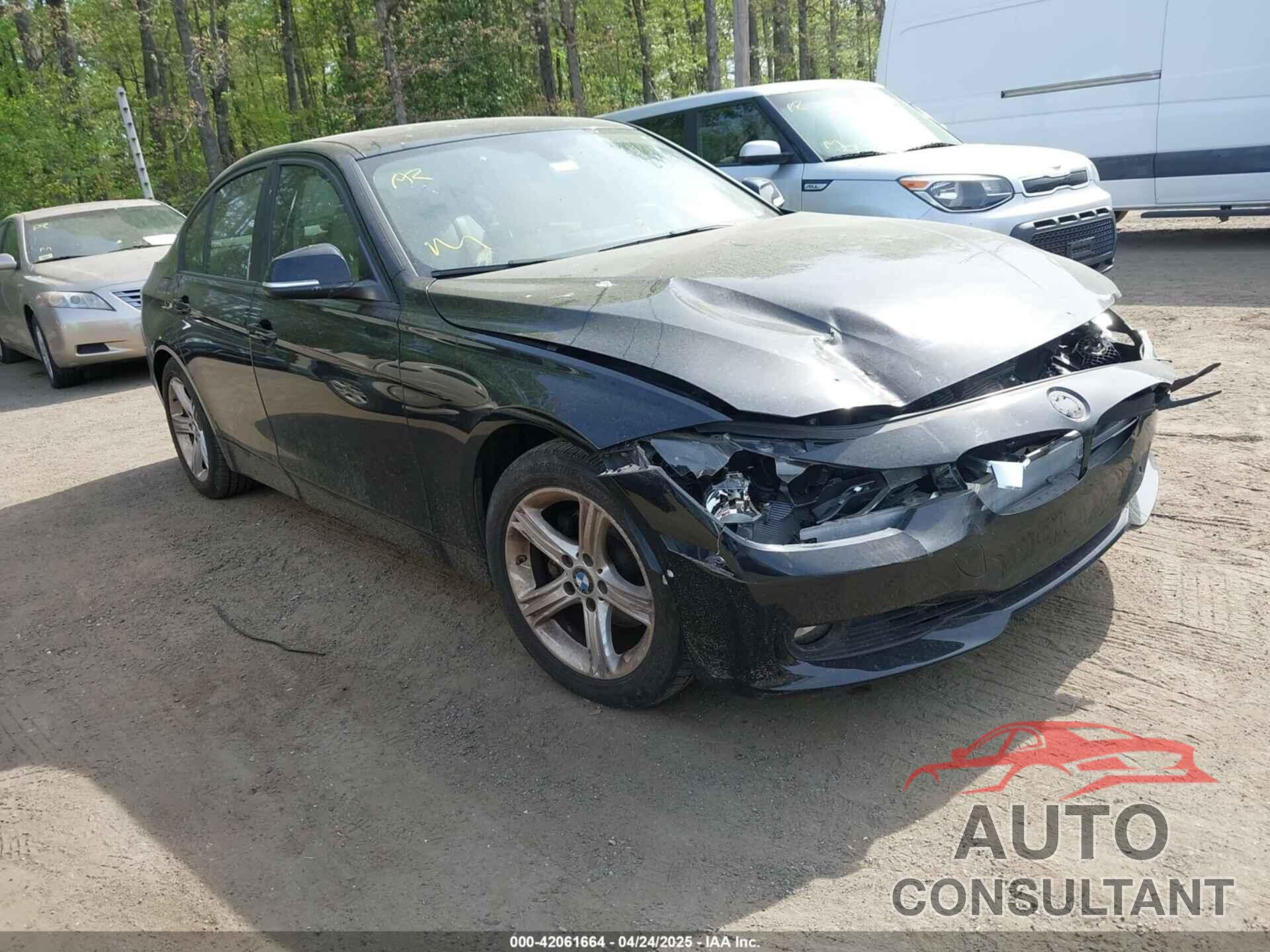 BMW 328I 2013 - WBA3A5G50DNP26617