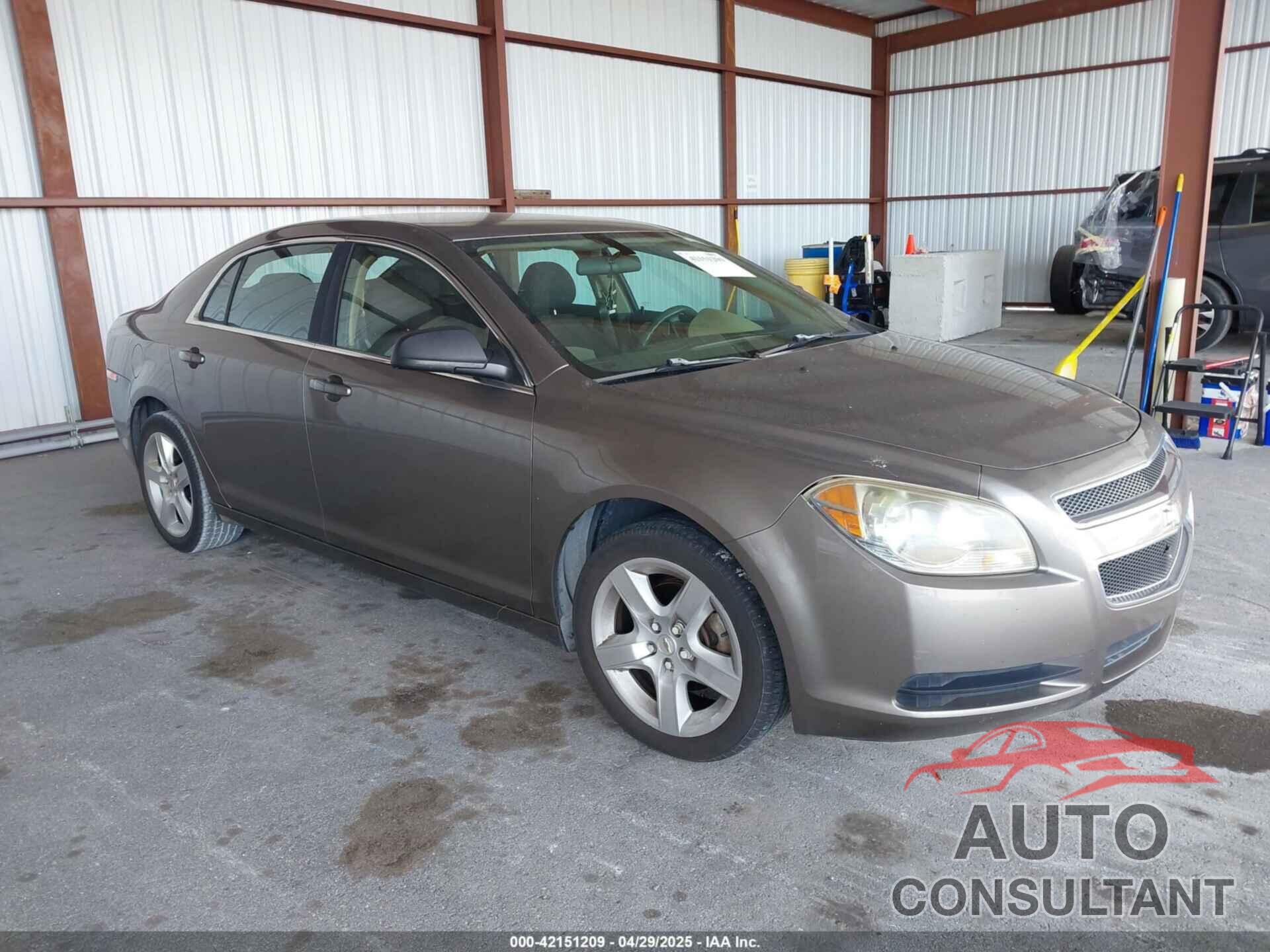 CHEVROLET MALIBU 2011 - 1G1ZA5EU1BF232757