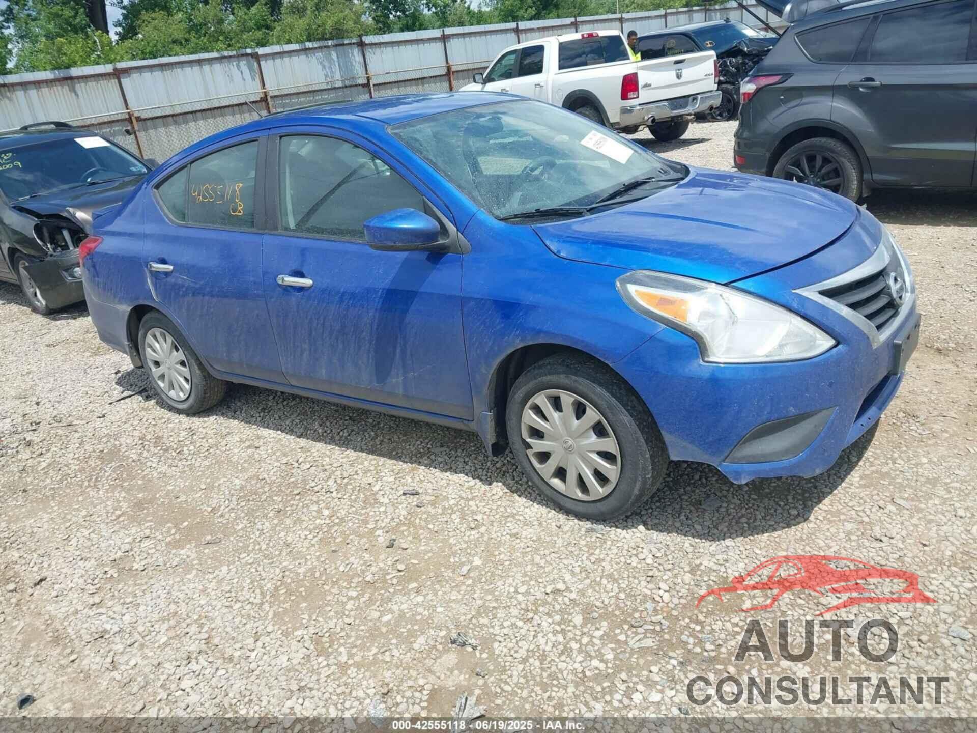 NISSAN VERSA 2017 - 3N1CN7AP7HL831743