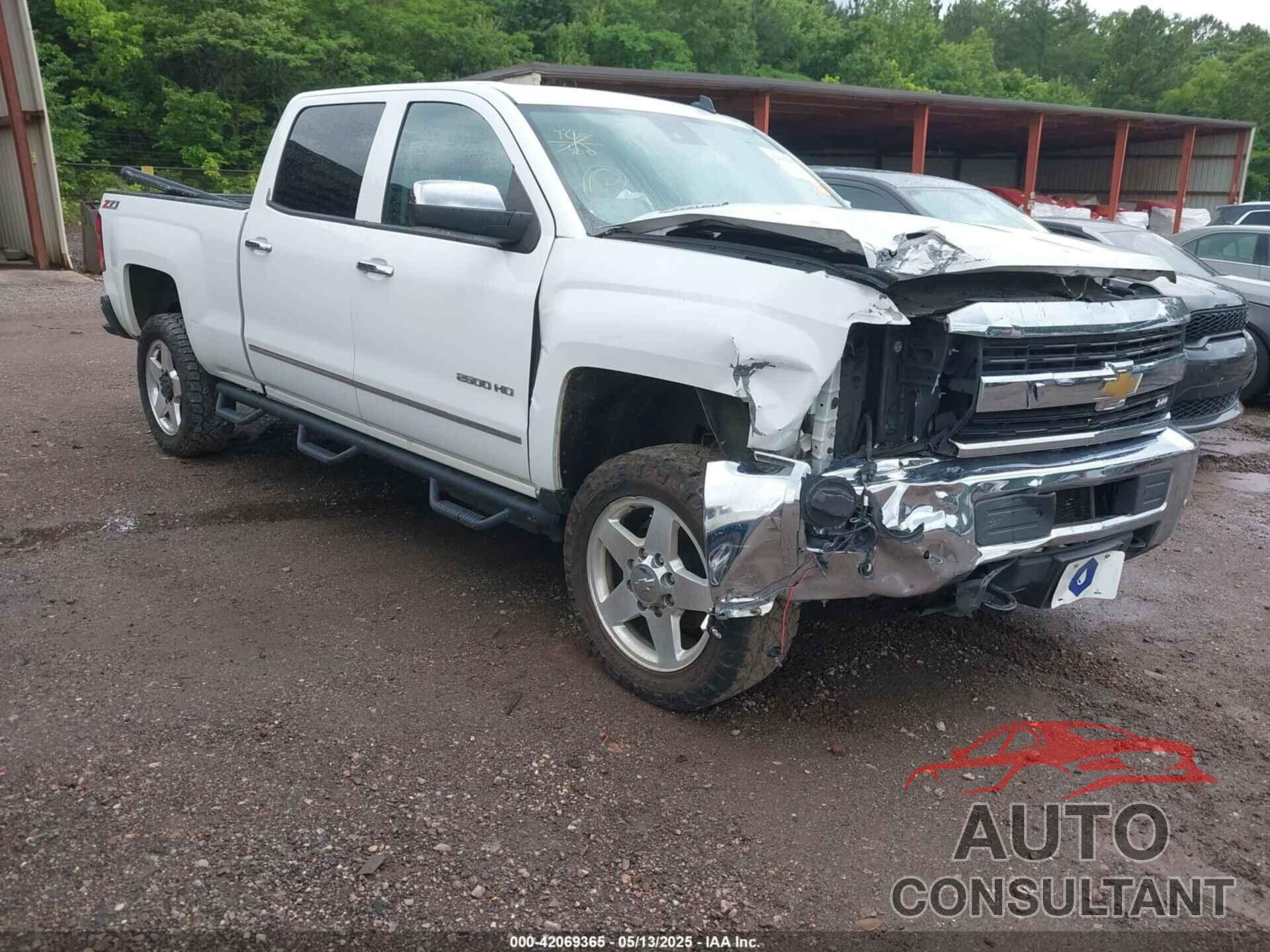 CHEVROLET SILVERADO 2500HD 2015 - 1GC1KWE86FF132153