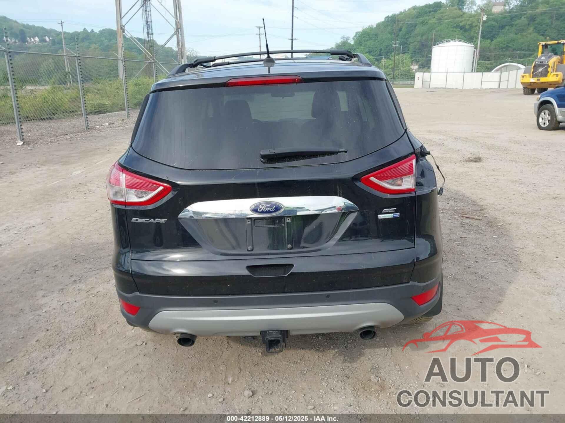 FORD ESCAPE 2016 - 1FMCU9G90GUB05288