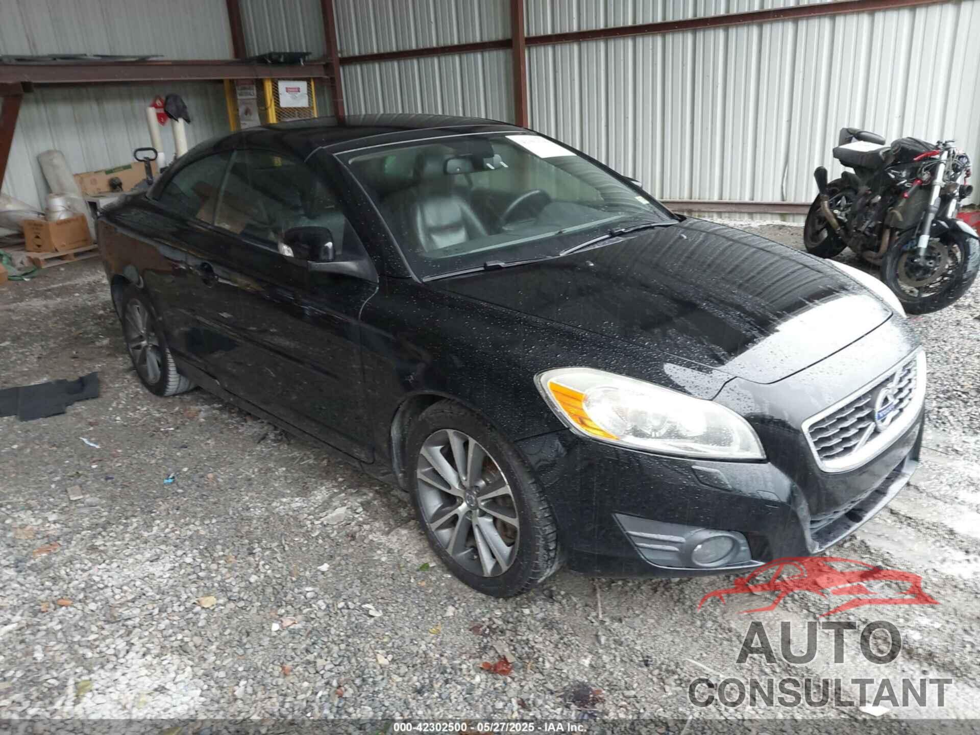 VOLVO C70 2011 - YV1672MC7BJ117880