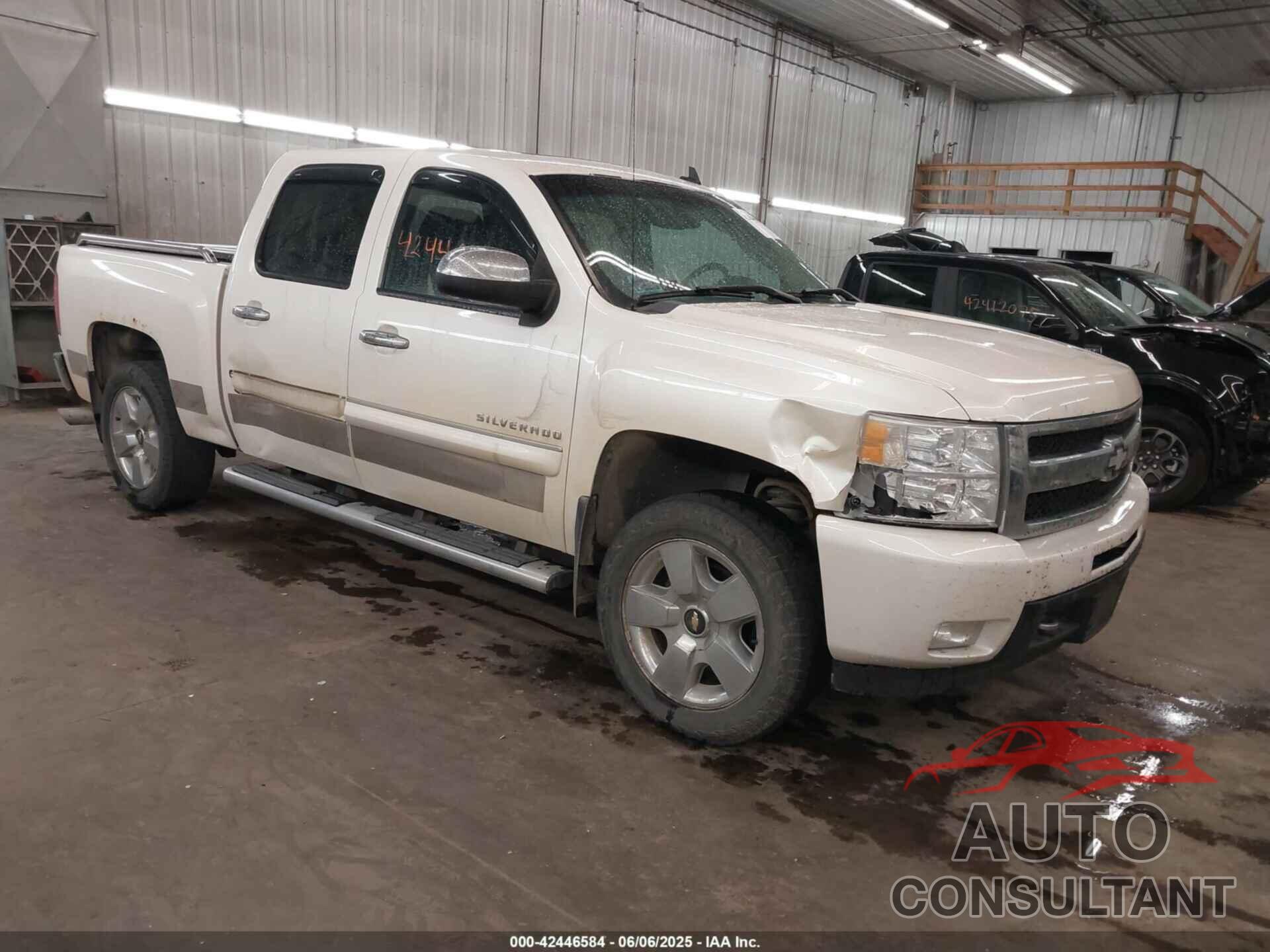 CHEVROLET SILVERADO 1500 2011 - 3GCPKTE39BG329775