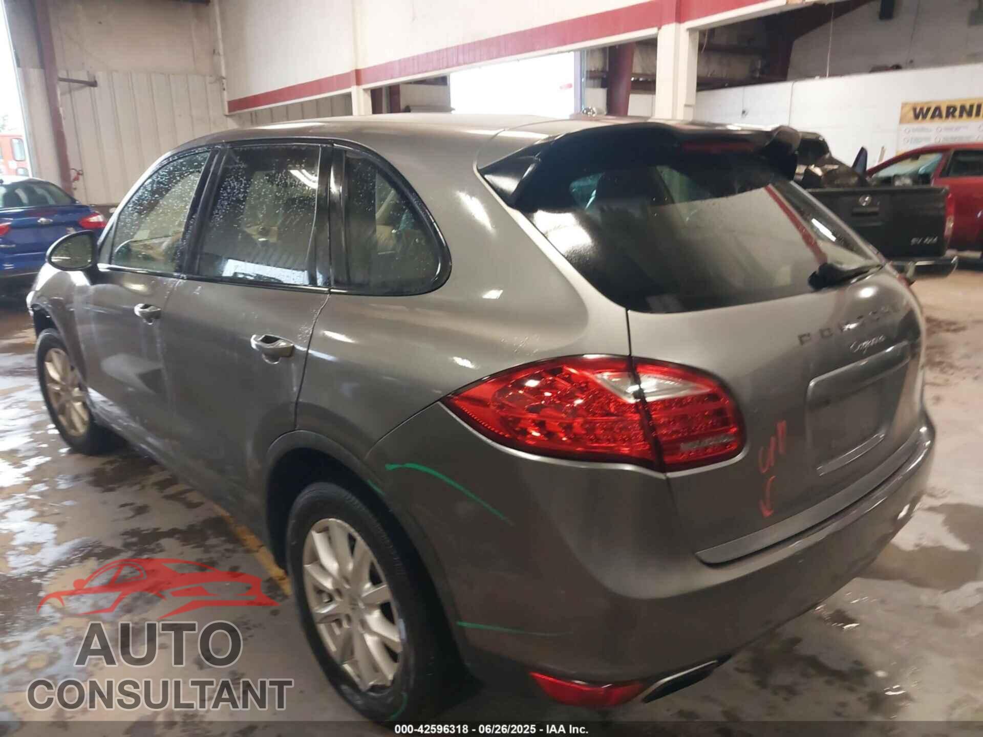 PORSCHE CAYENNE 2012 - WP1AA2A21CLA04170