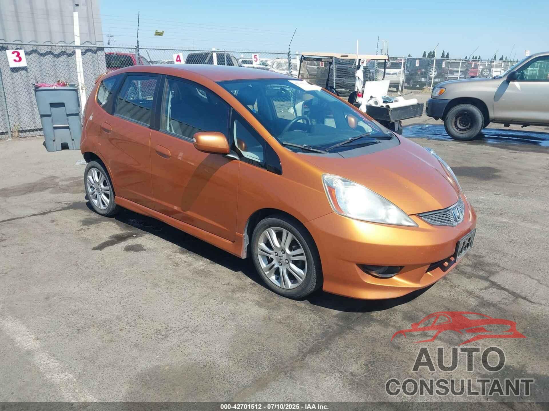 HONDA FIT 2009 - JHMGE884X9S063824