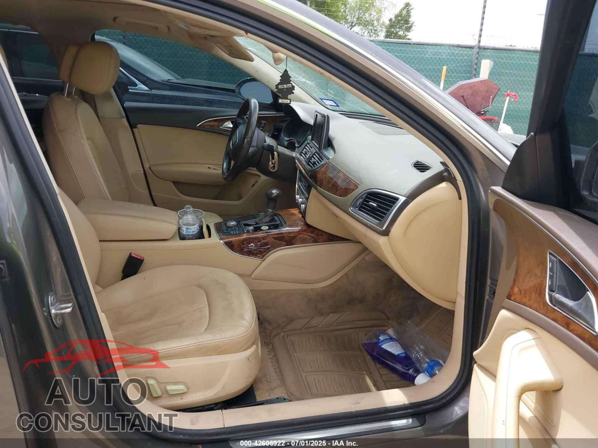 AUDI A6 2013 - WAUDFAFC8DN063408
