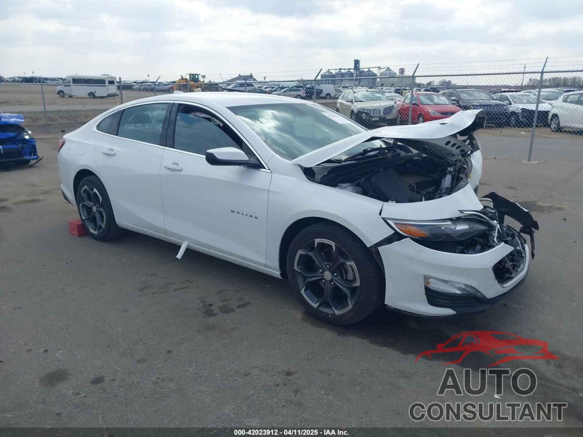 CHEVROLET MALIBU 2022 - 1G1ZD5ST4NF161416