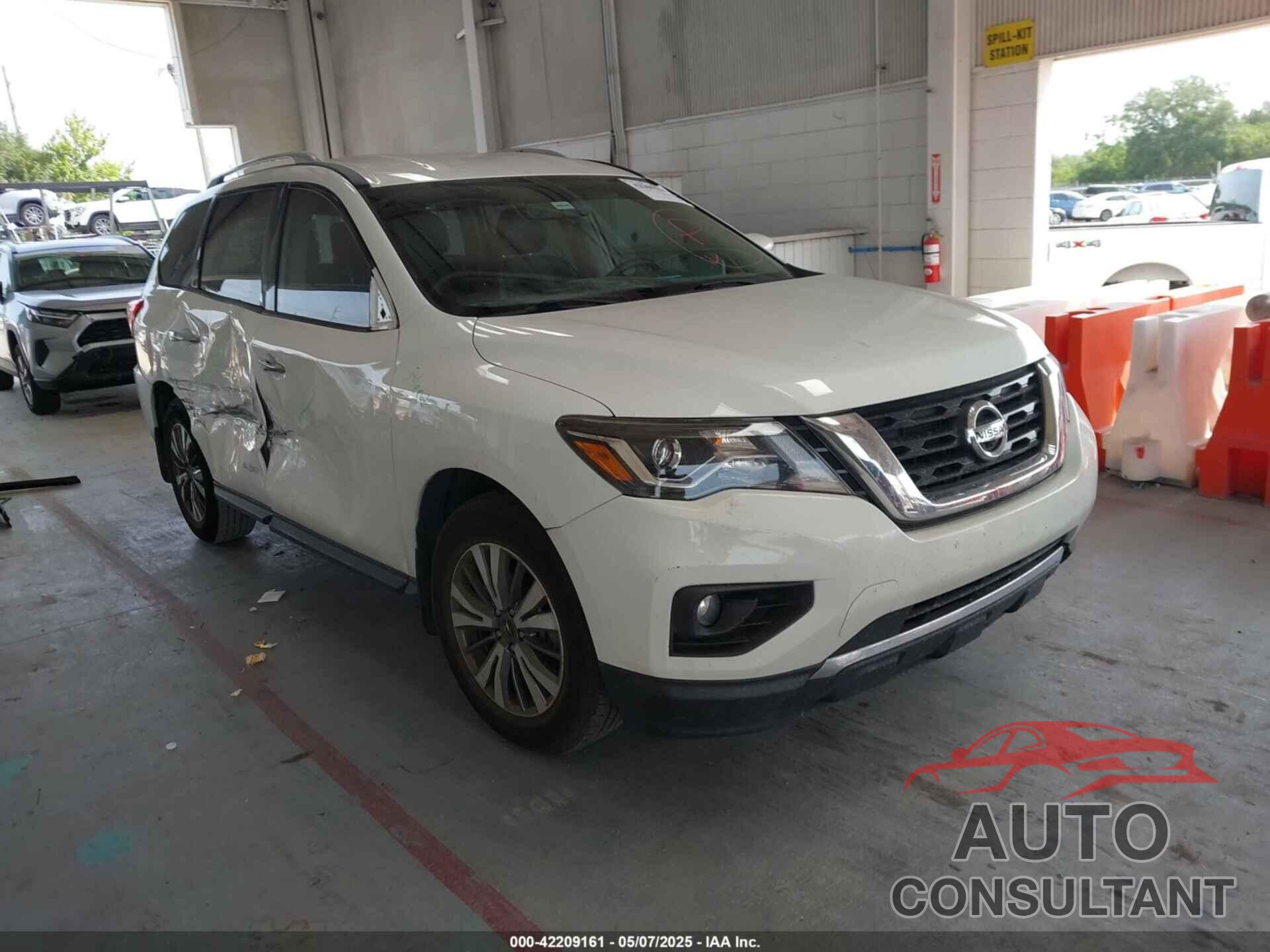 NISSAN PATHFINDER 2019 - 5N1DR2MN5KC627198