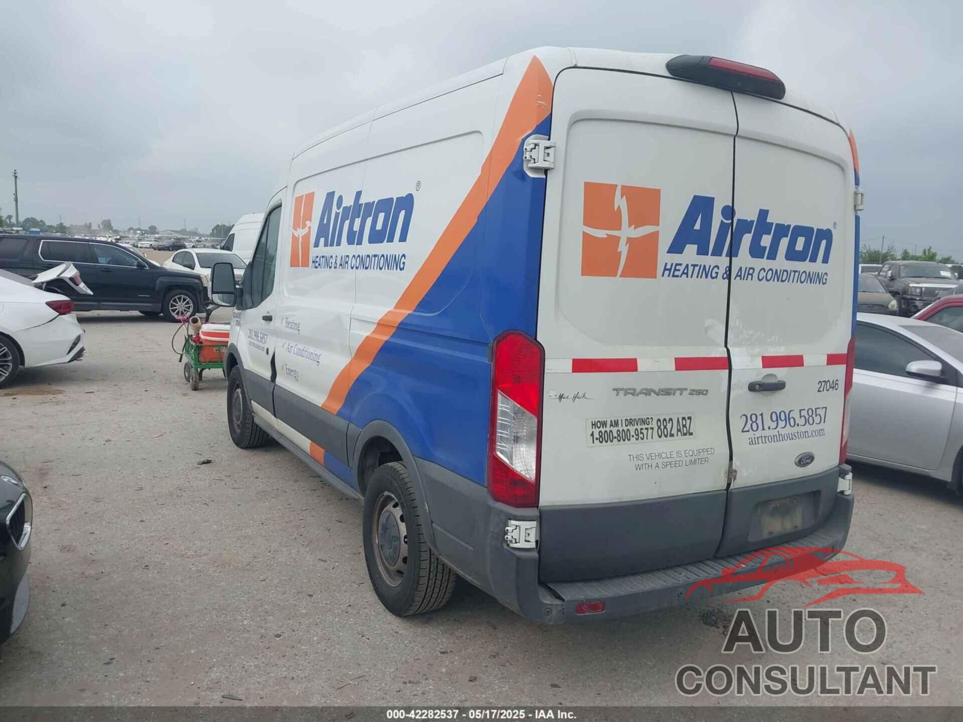 FORD TRANSIT-250 2018 - 1FTYR1CM1JKA69797