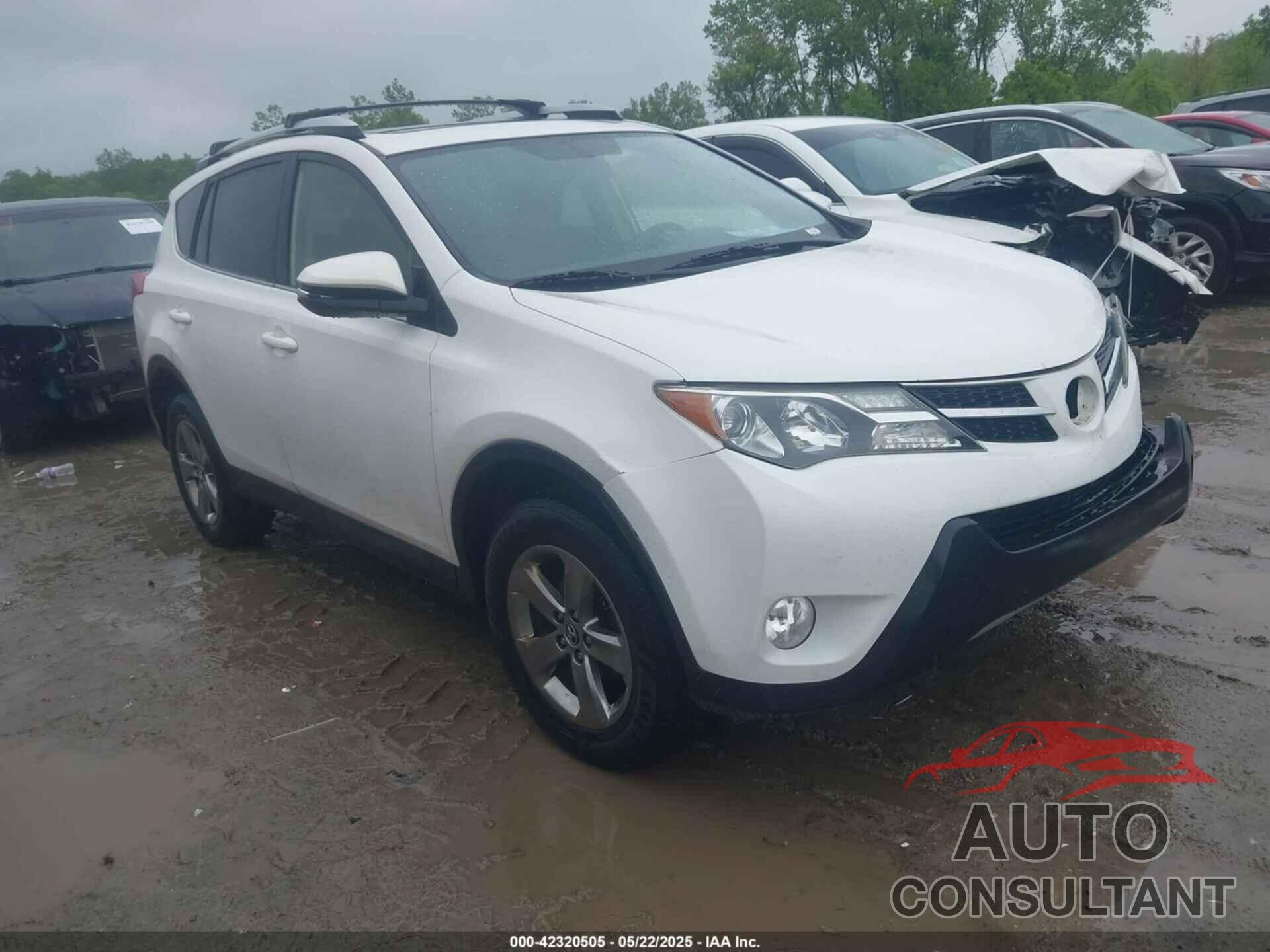 TOYOTA RAV4 2015 - JTMRFREV9FD173998